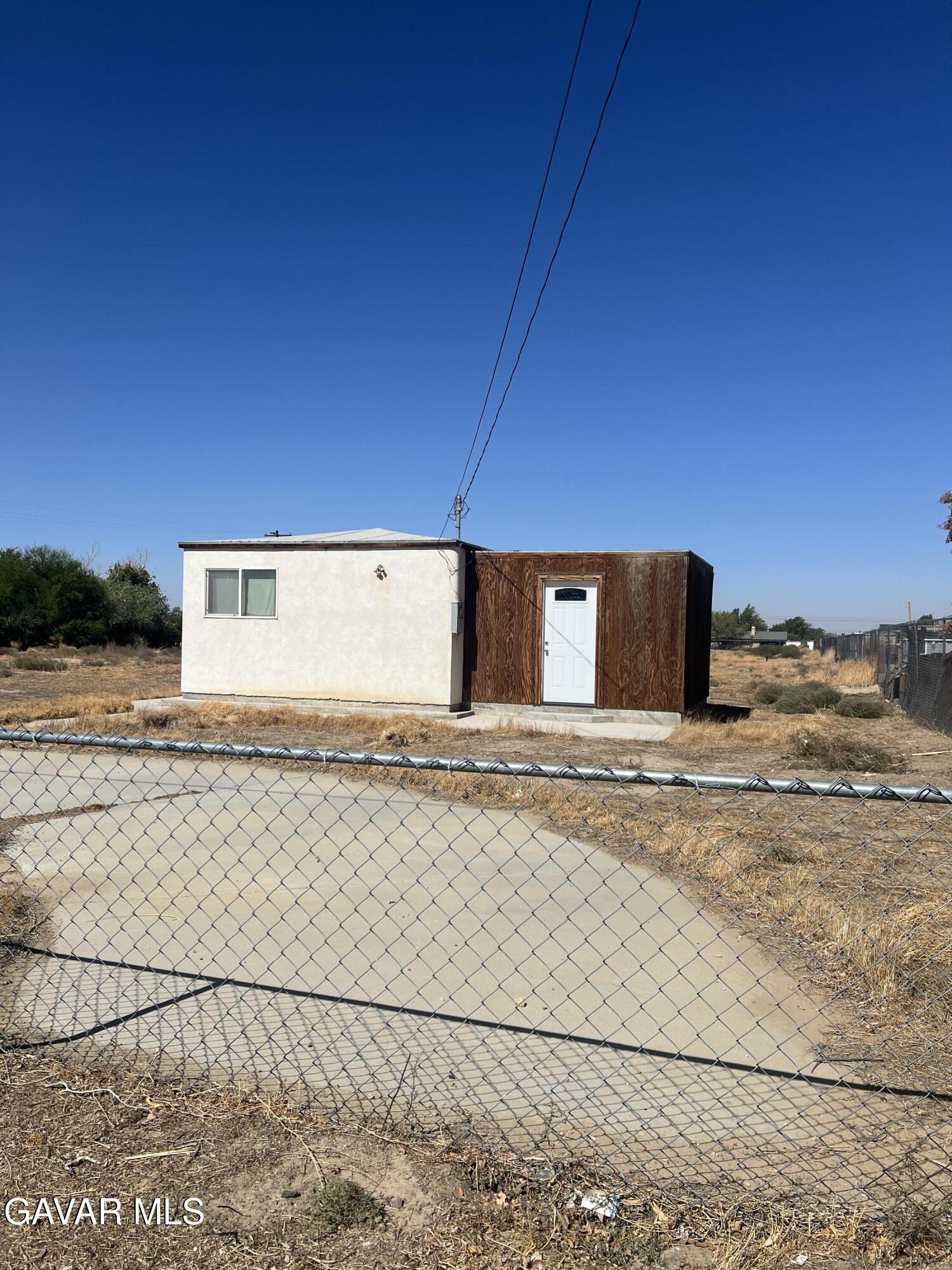 9241 E Avenue R14 Property Photo 10