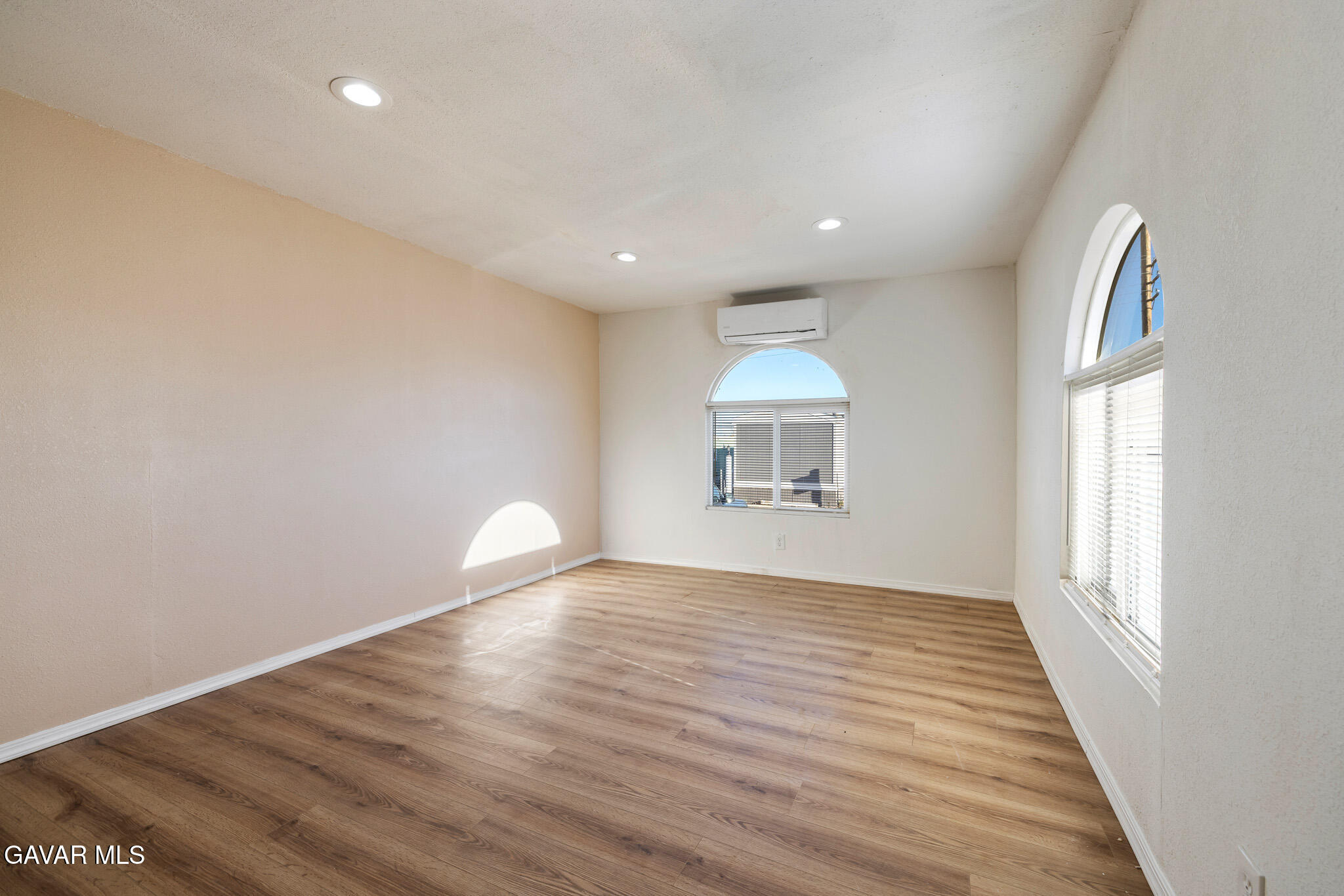 5335 W W Rosamond Boulevard Boulevard, 52 Property Photo 12