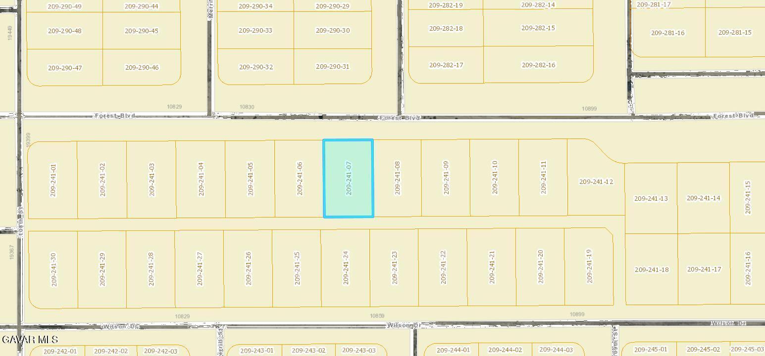 7 Forest Boulevard Property Photo 3