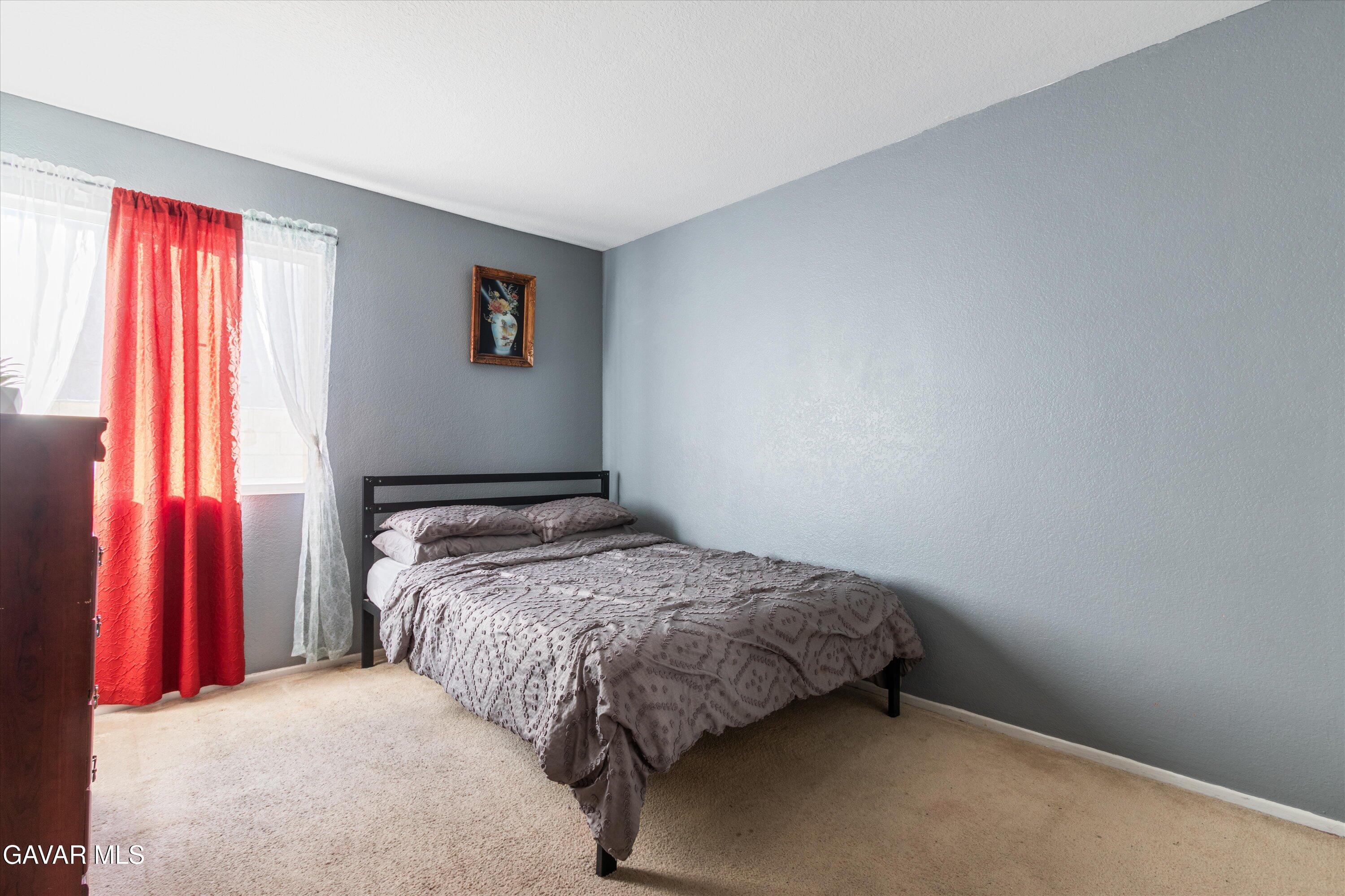 45445 Pickford Avenue Property Photo 27