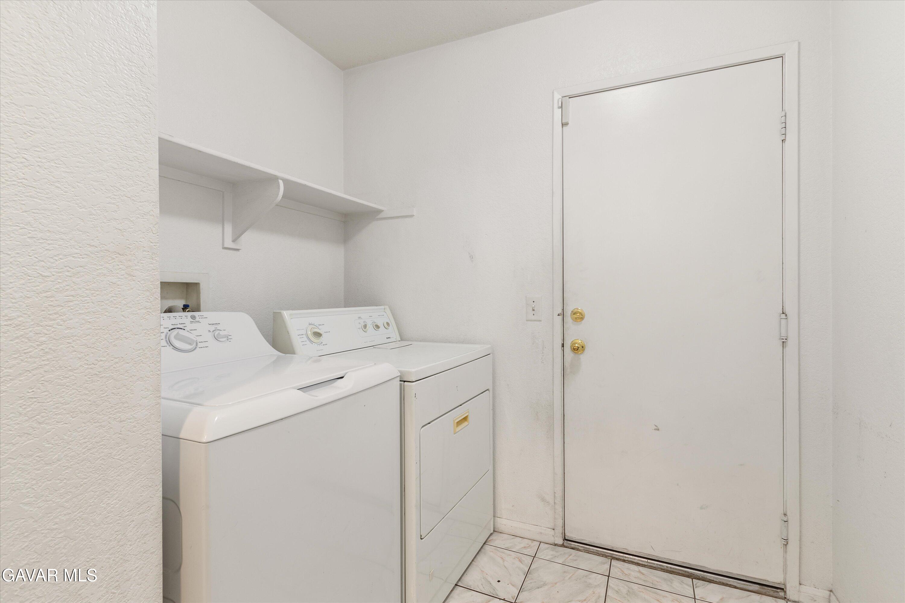 45445 Pickford Avenue Property Photo 28