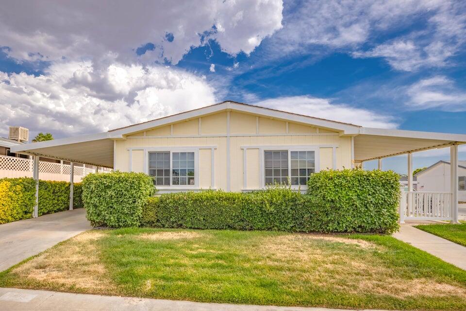 45465 E 25th Street, Spc 176 Property Photo 1