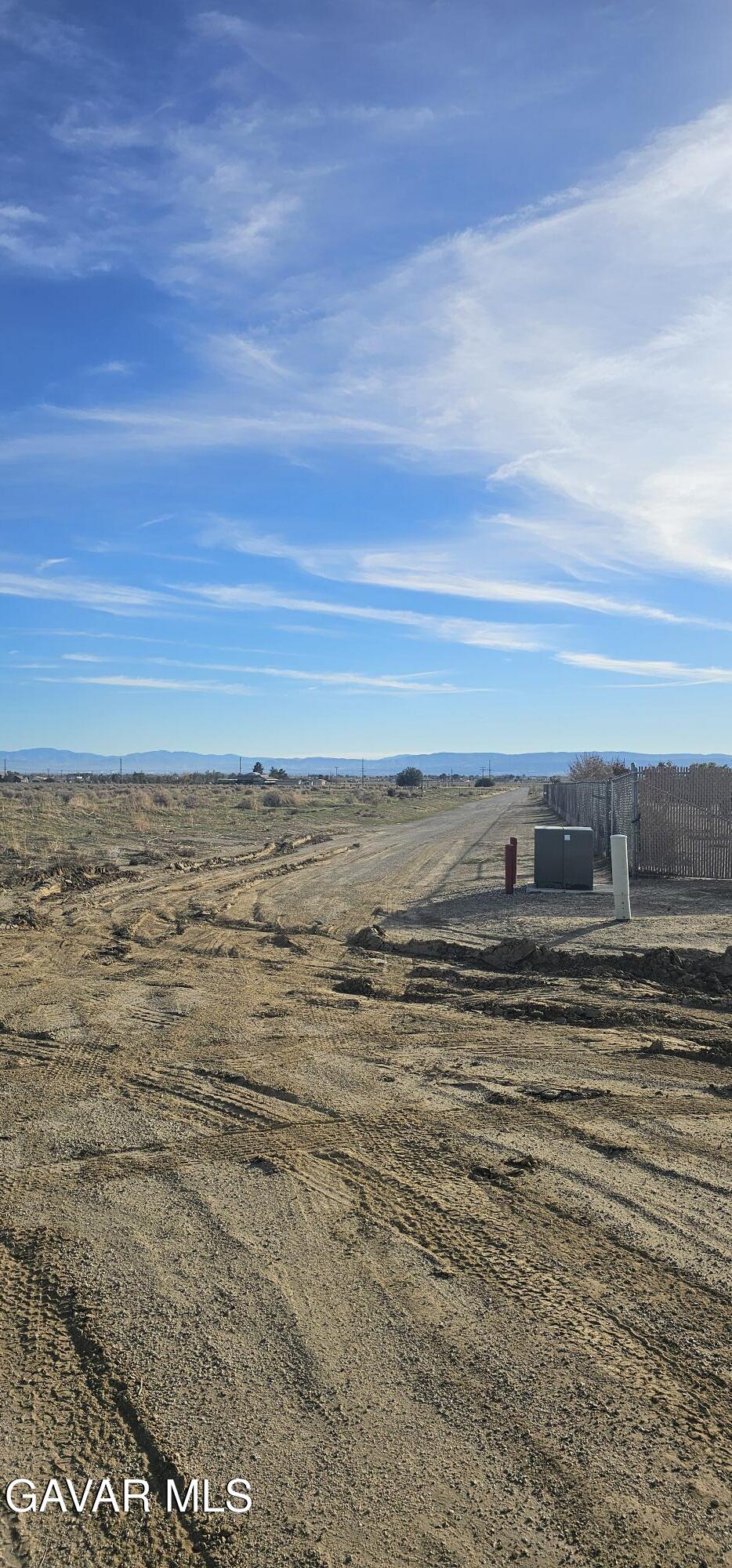 67th St W / Felsite Property Photo 2