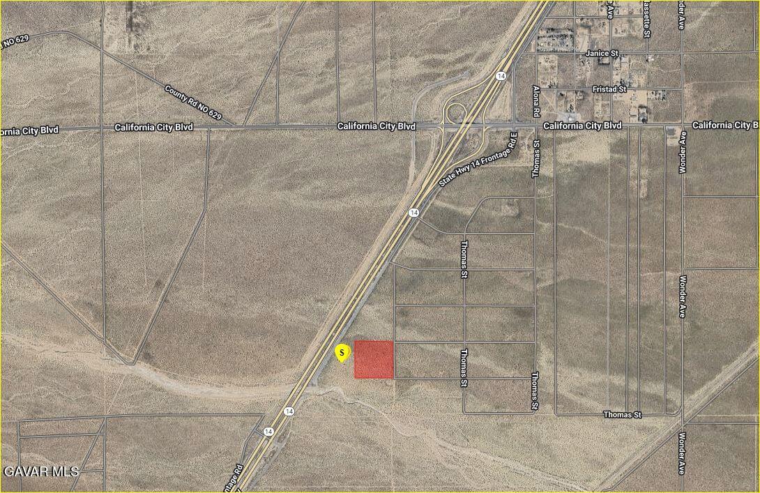 14 Freeway Frontage Rd Property Photo 8
