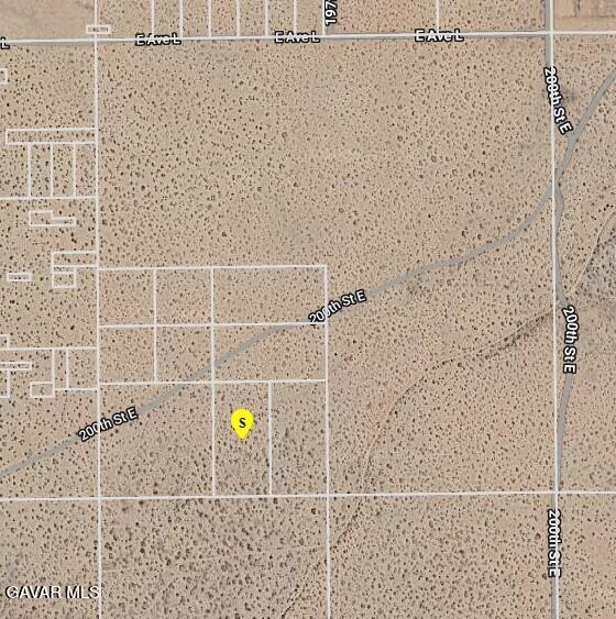 Ave L8 & 196th St E Property Photo 7