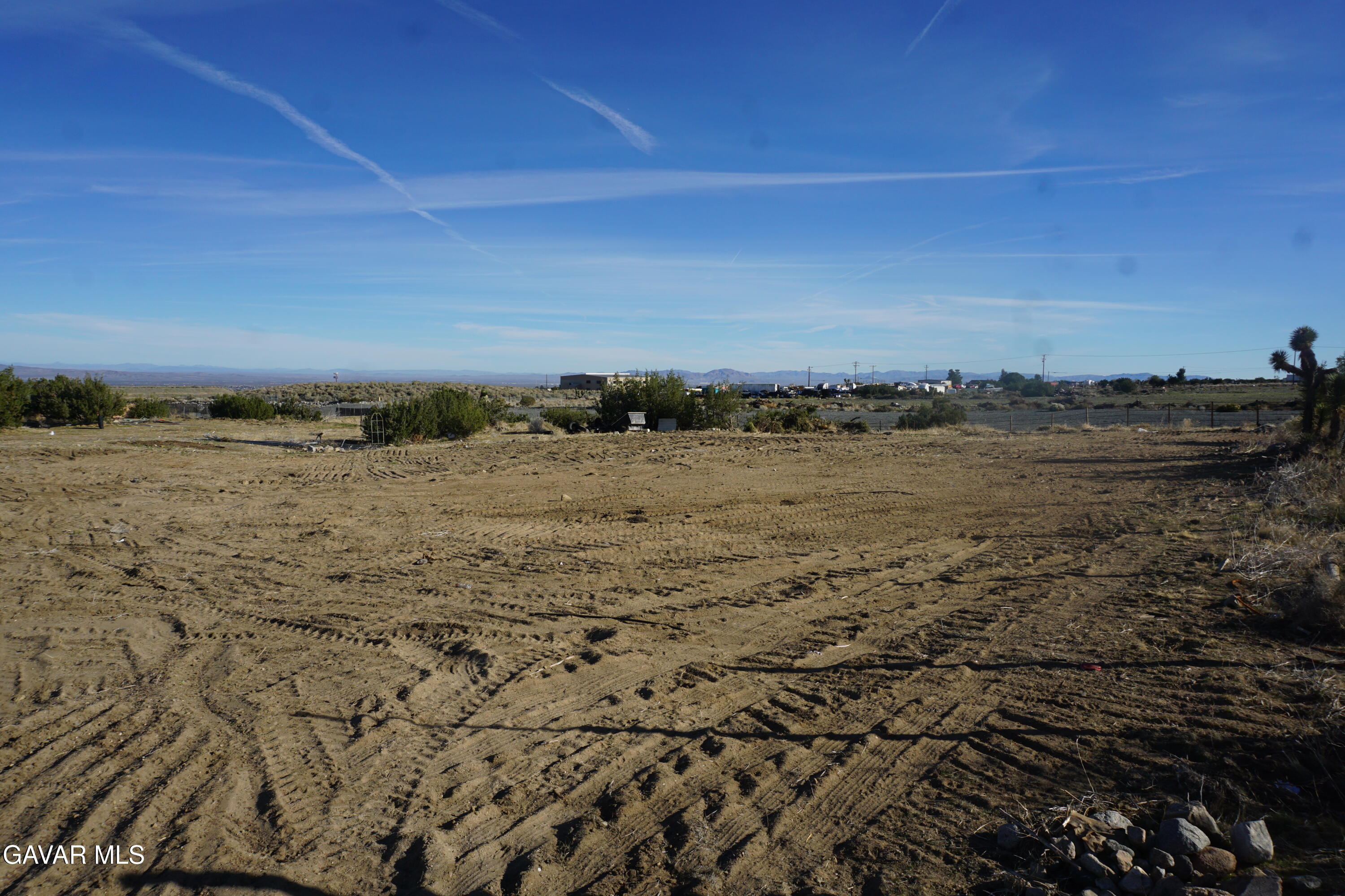 10057 Ash Rd Road Property Photo 2