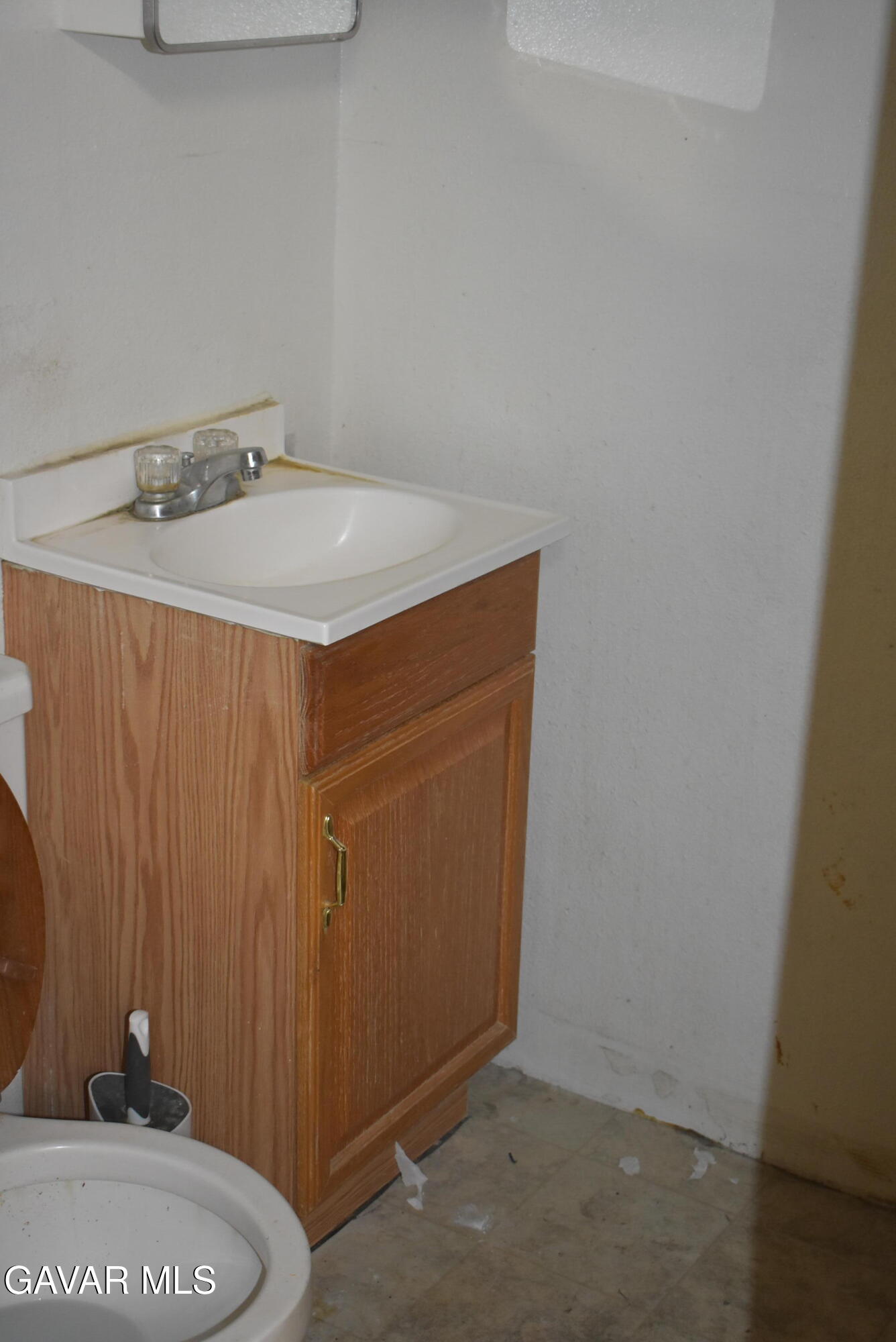 656 W Lancaster Boulevard Property Photo 7