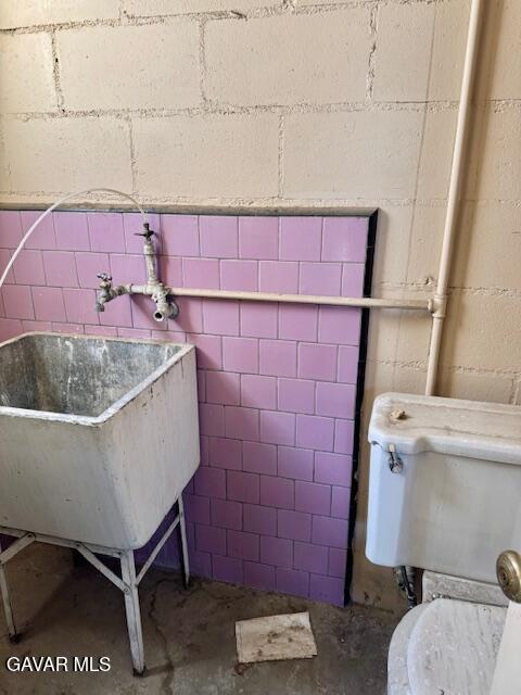 656 W Lancaster Boulevard Property Photo 23