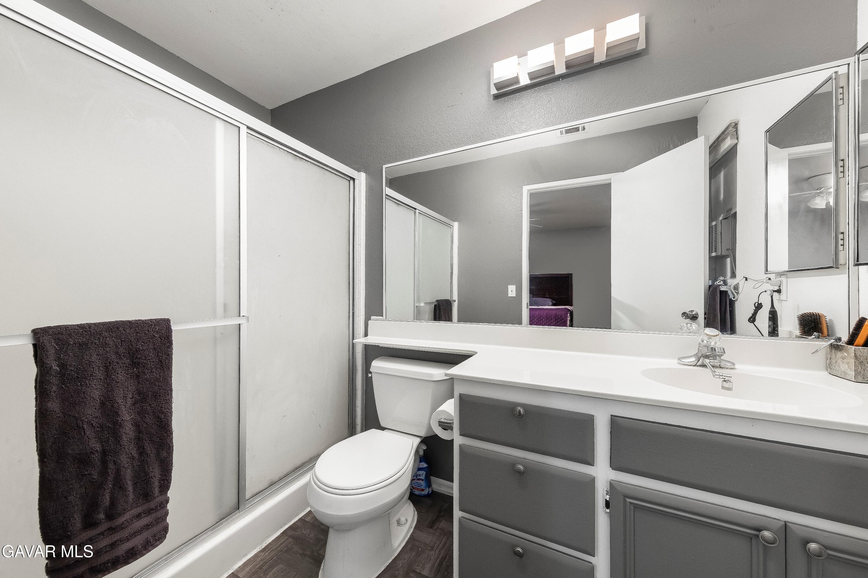 45728 Balmoral Court Property Photo 19