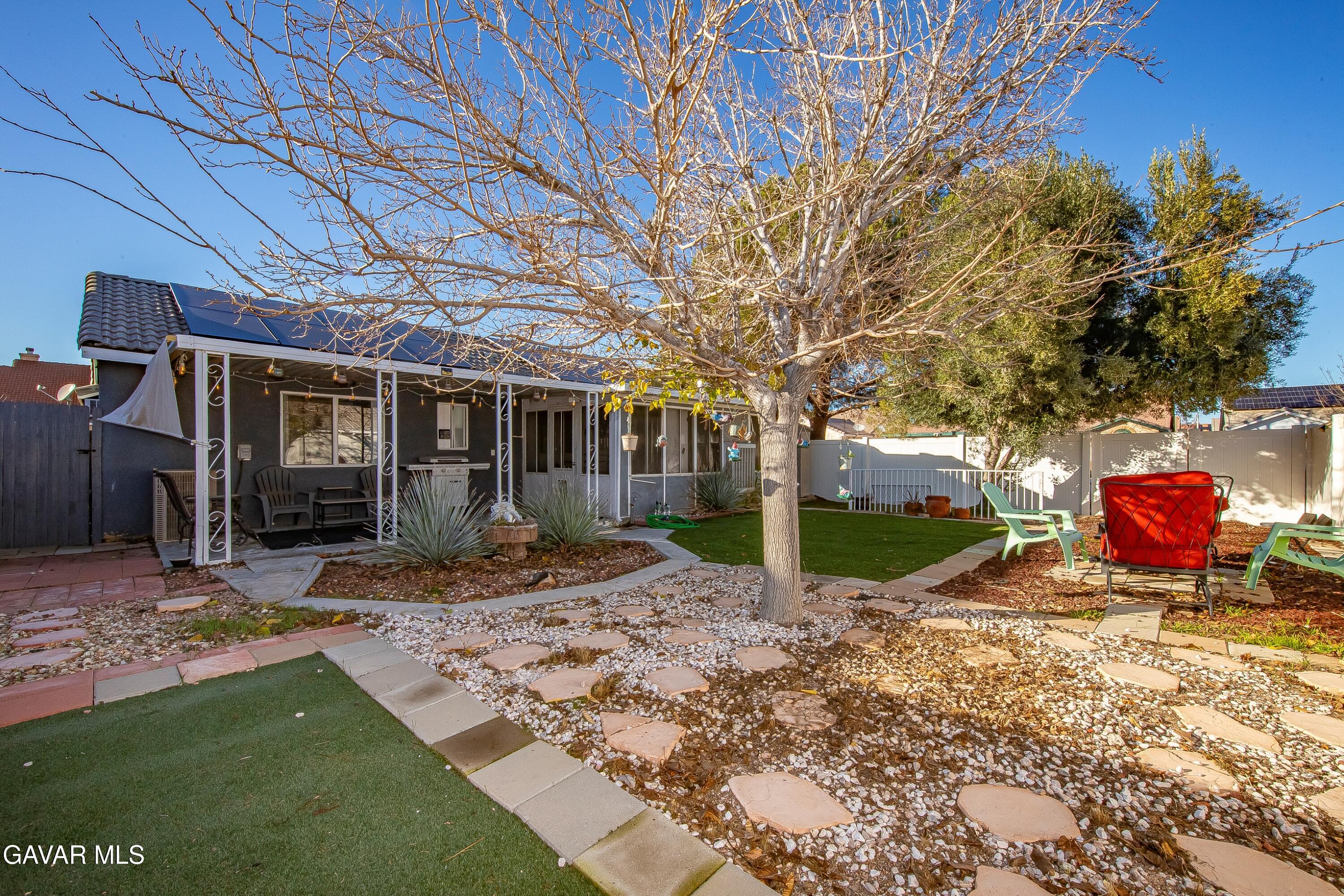 45728 Balmoral Court Property Photo 31