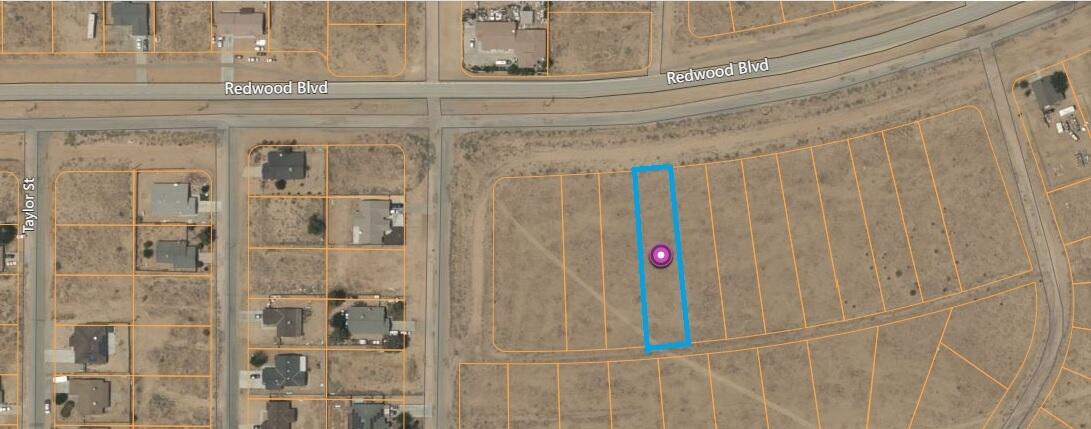Redwood Boulevard Property Photo 1