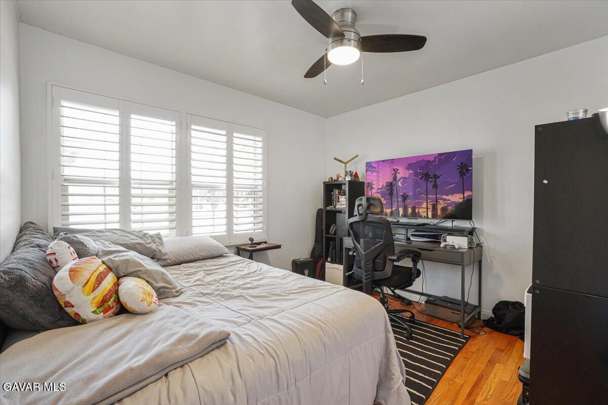 16038 Devonshire Street Property Photo 17