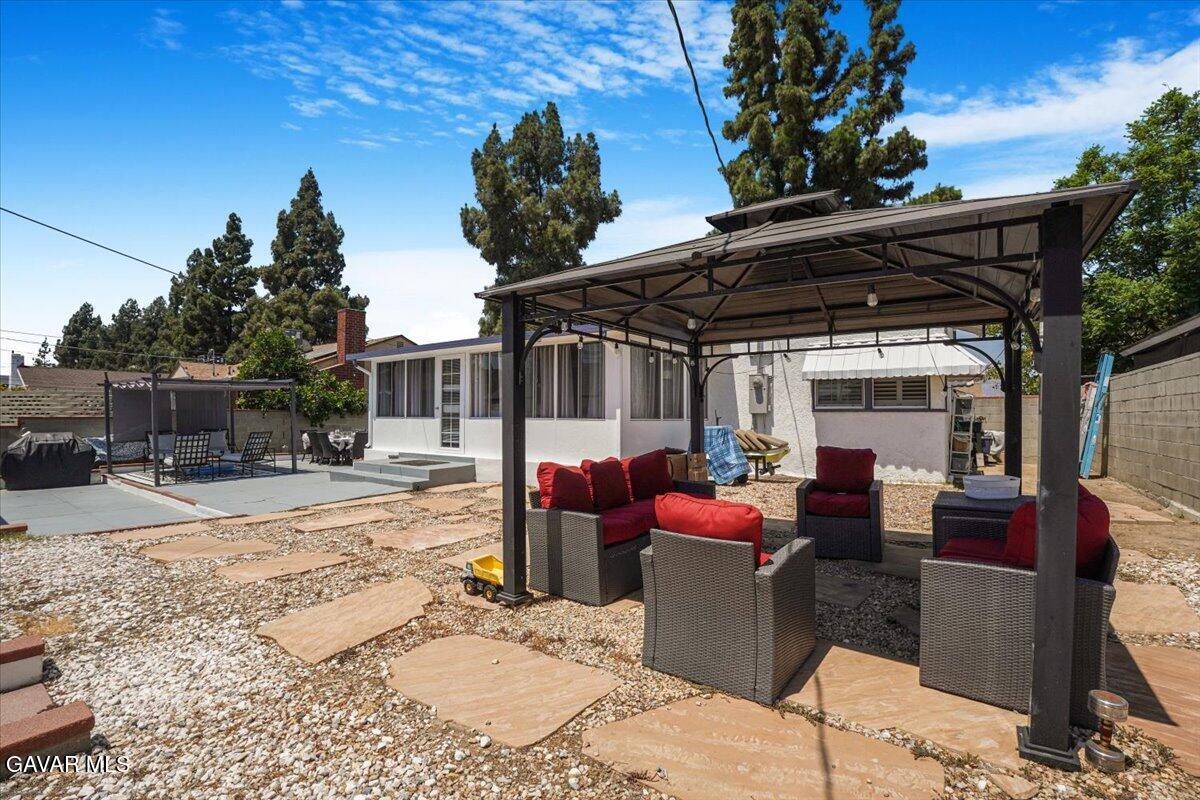 16038 Devonshire Street Property Photo 26