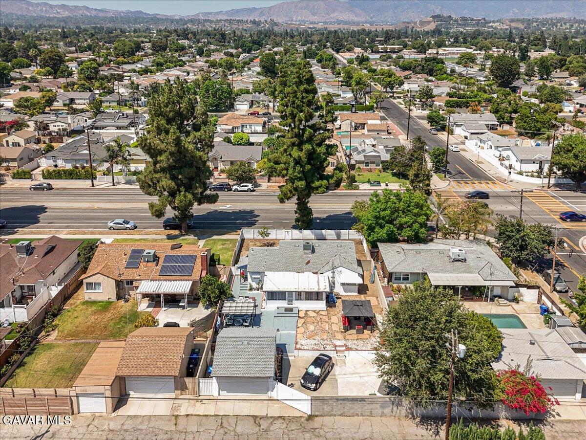 16038 Devonshire Street Property Photo 29
