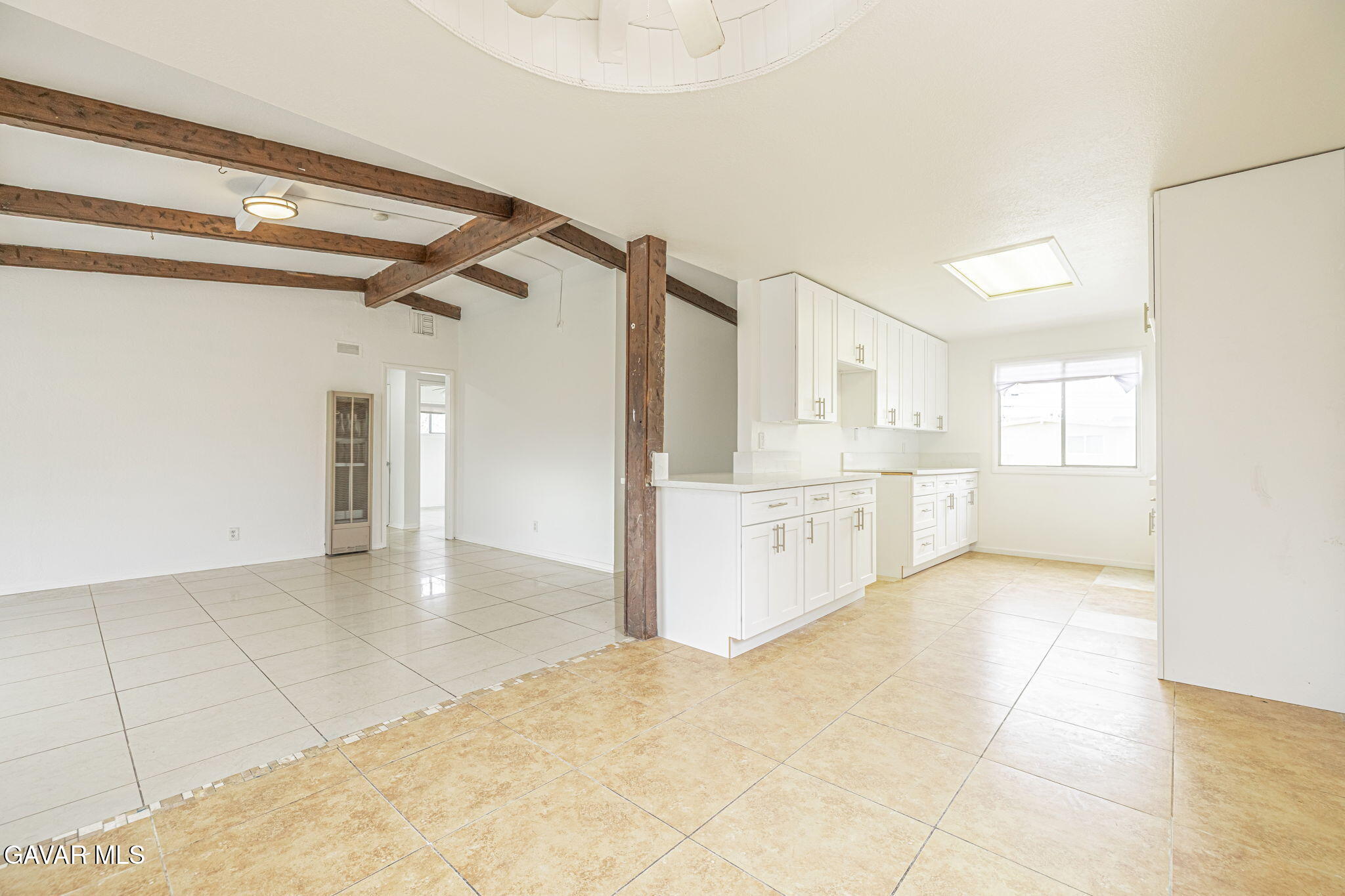 1238 W H15 Property Photo 13
