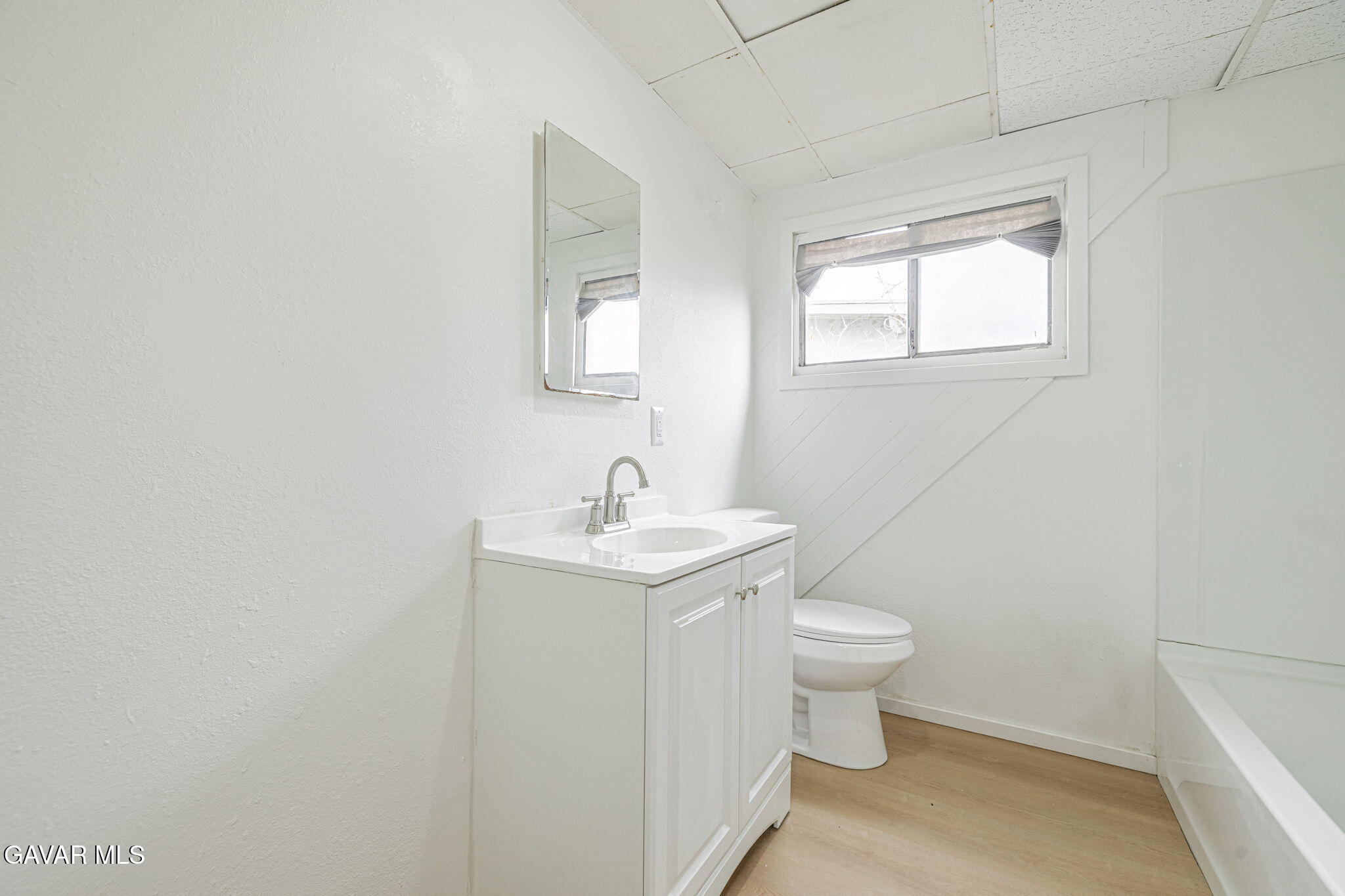 1238 W H15 Property Photo 26