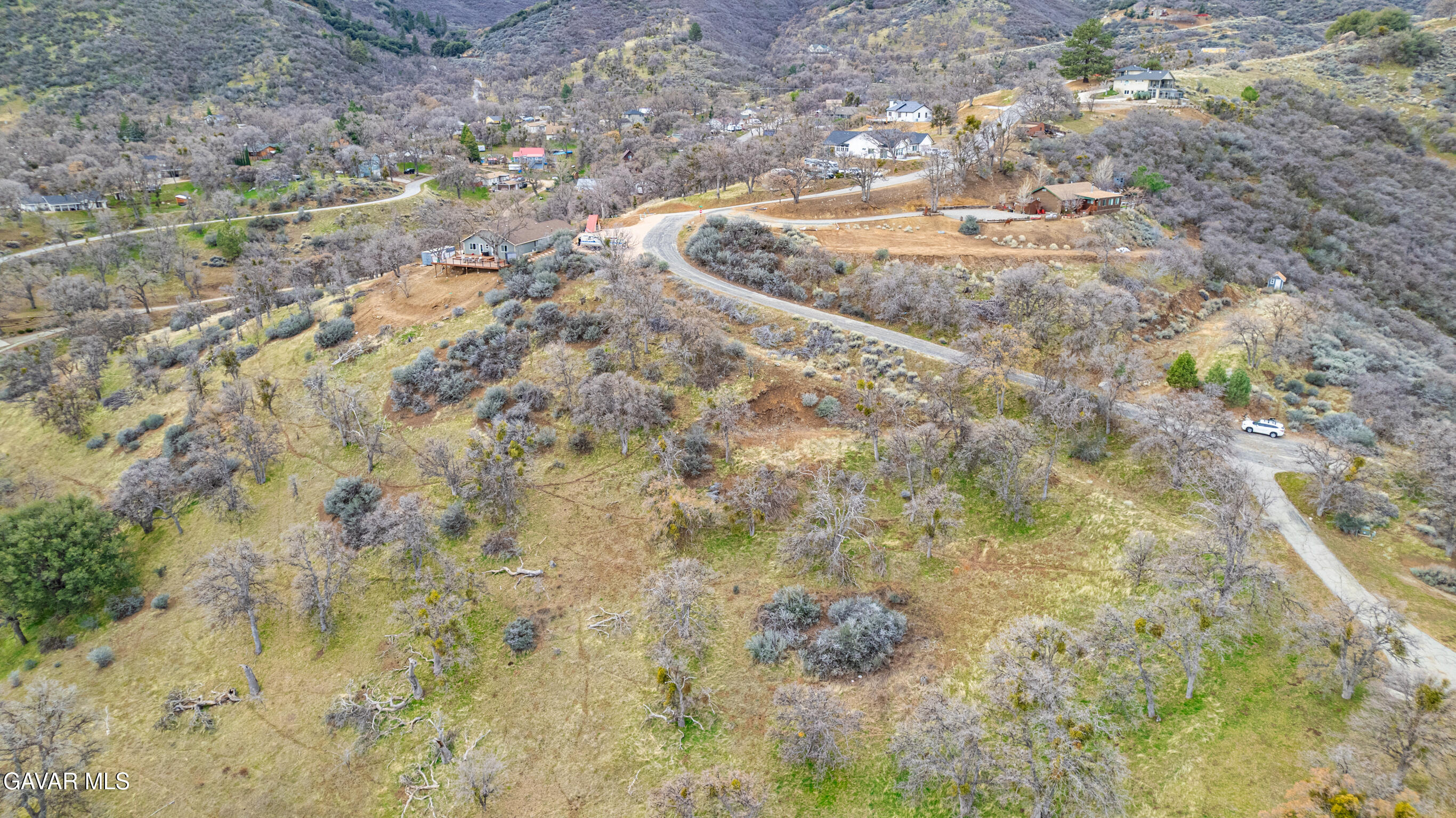 Lusanne Court Property Photo 1