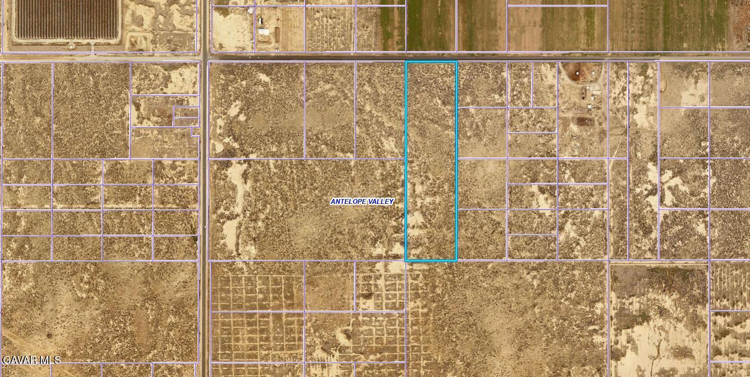 F8 Avenue Property Photo 1