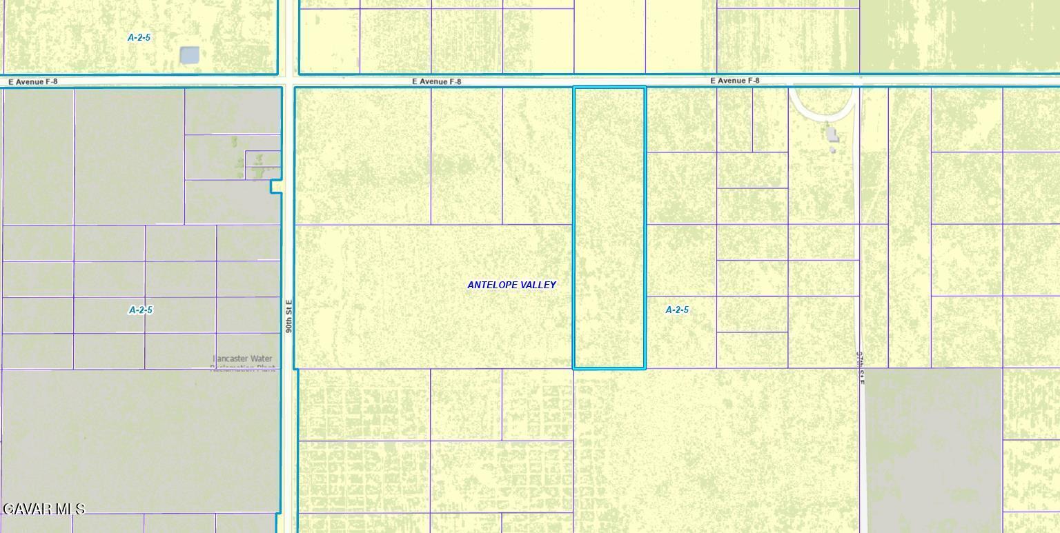 F8 Avenue Property Photo 2