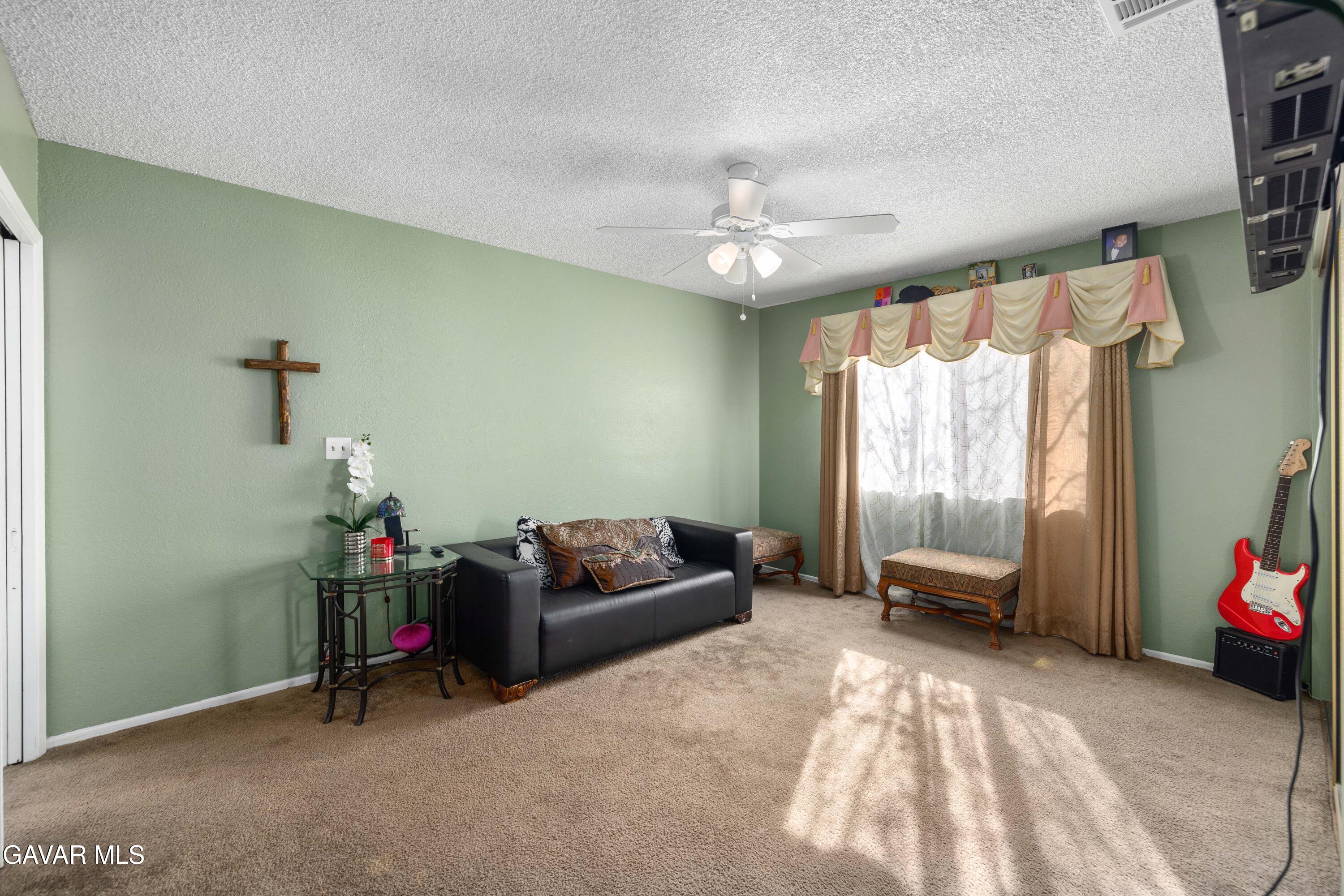 38511 Carolside Avenue Property Photo 23