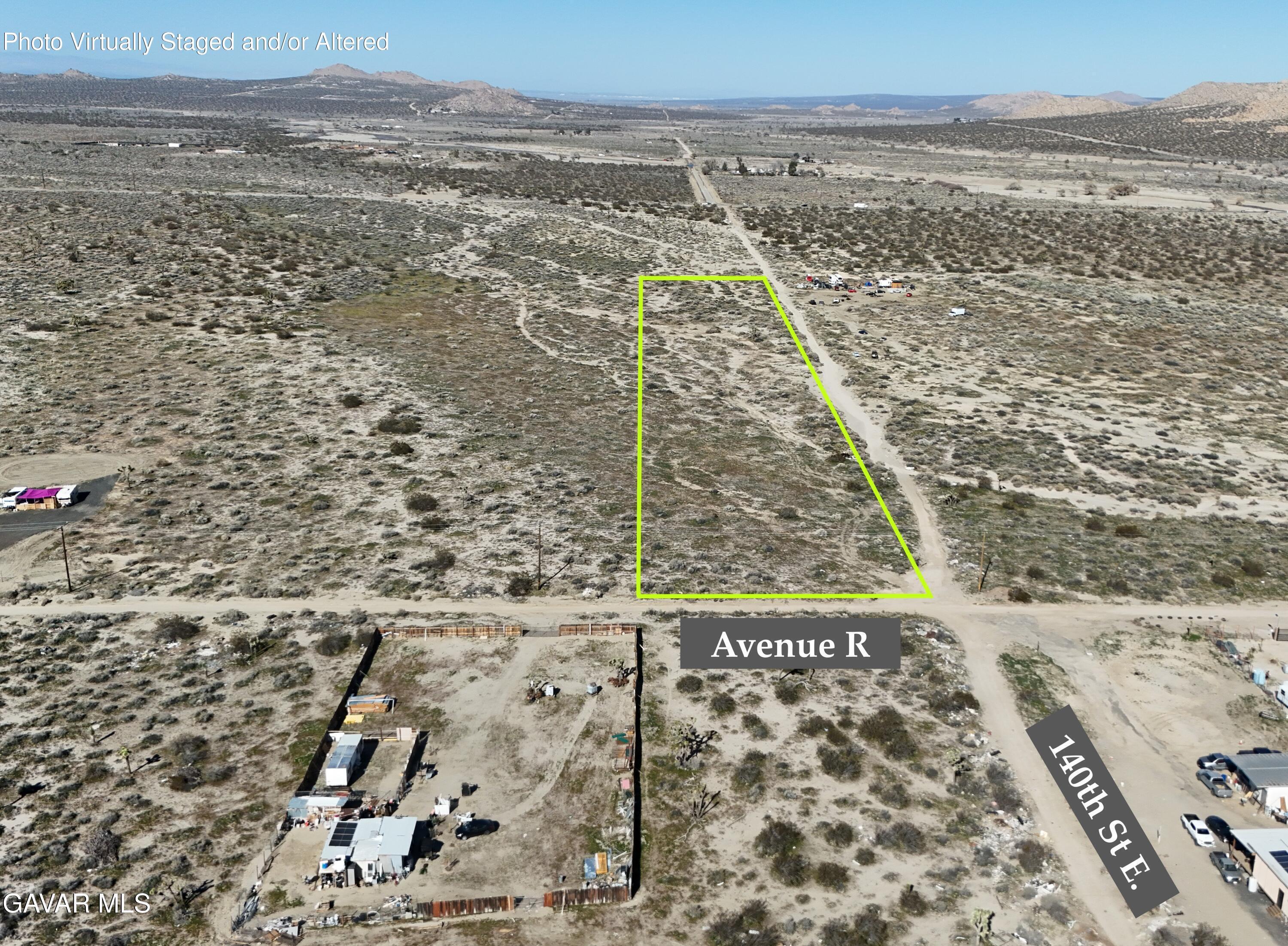 E Avenue R Property Photo 1