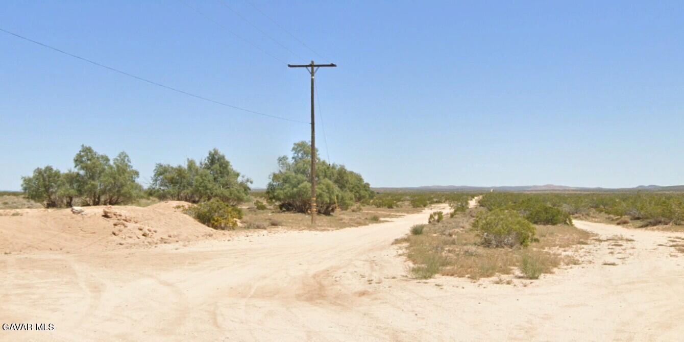 22000 E Sequoia Boulevard Property Photo 1