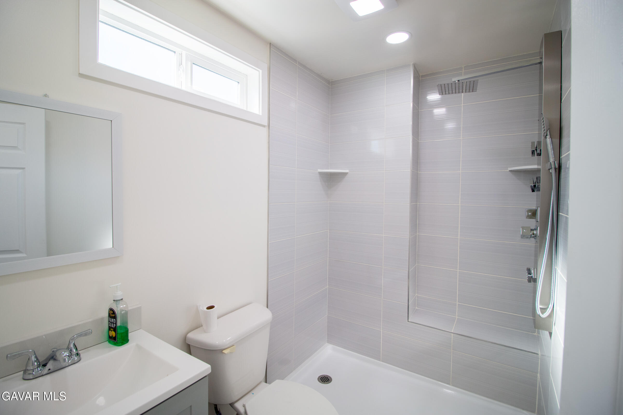 3524 E Avenue R, 110 Property Photo 19