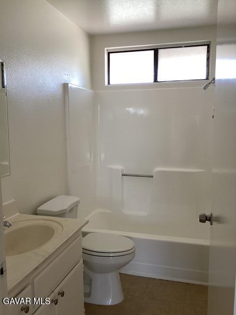 43942 E 18th Street, 3 Property Photo 7