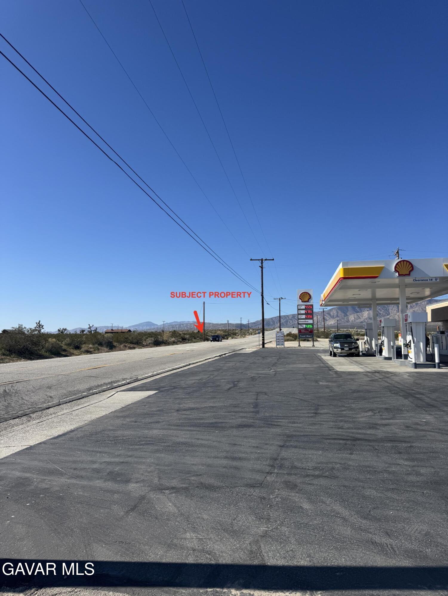 Apn 225-120-05 California City Boulevard Property Photo 1