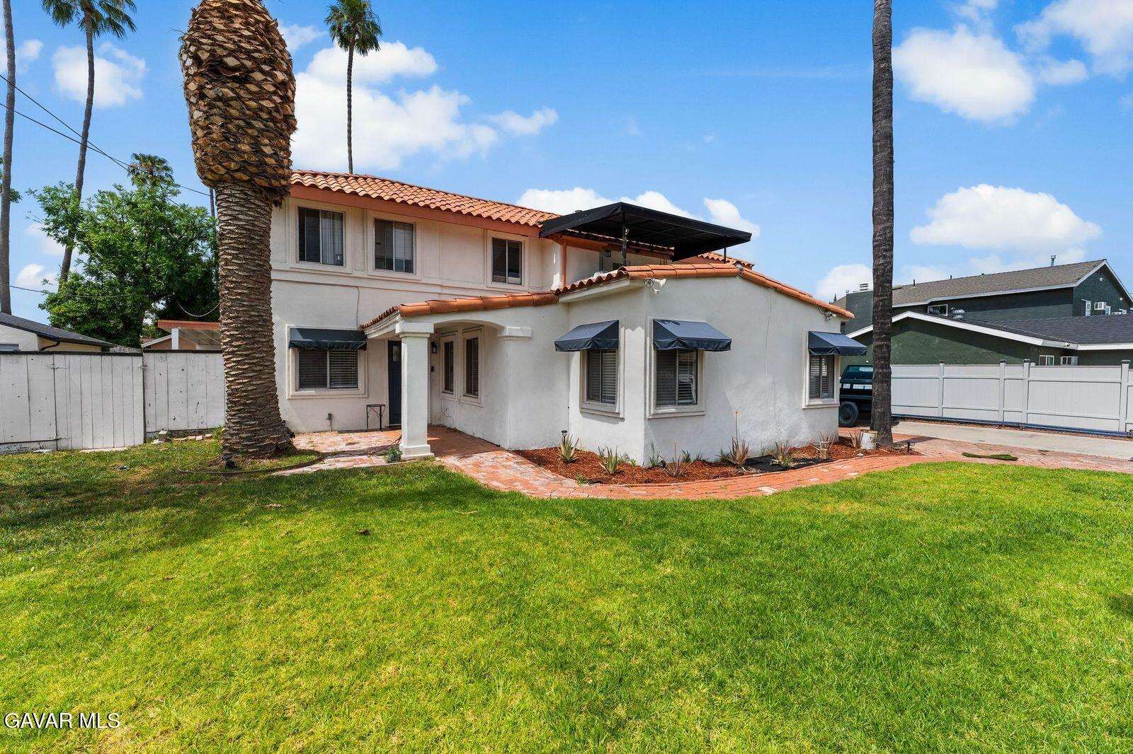 7431 Vanalden Avenue Property Photo 4
