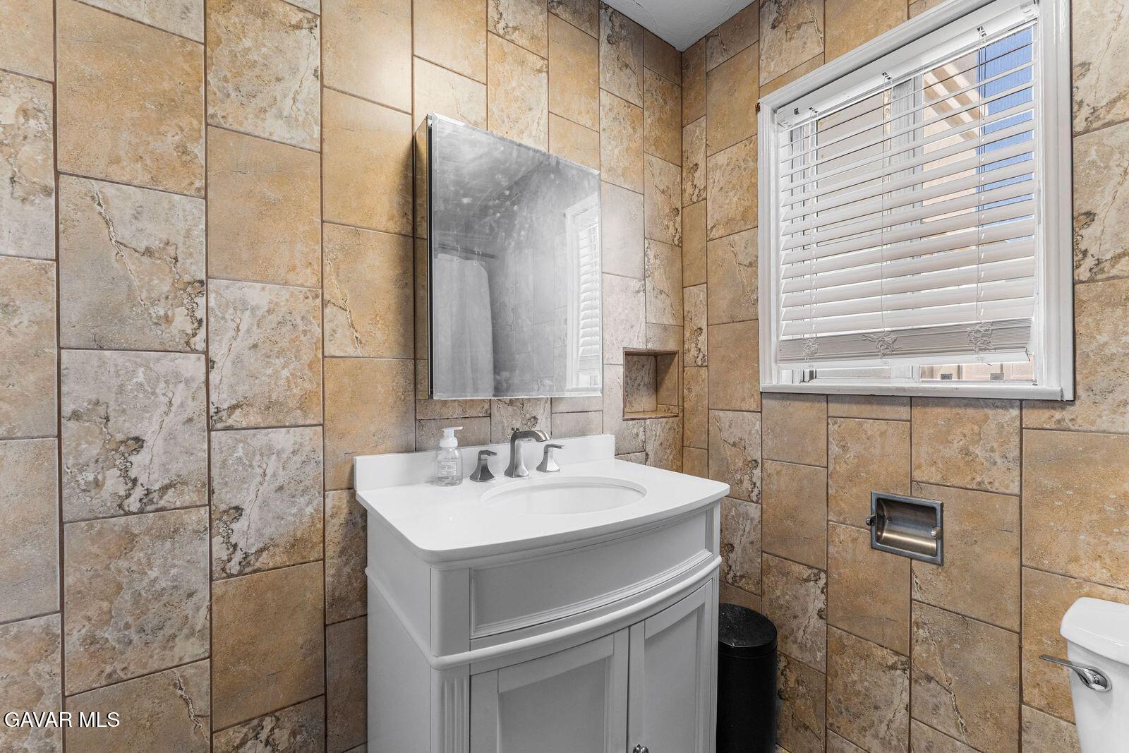 7431 Vanalden Avenue Property Photo 20