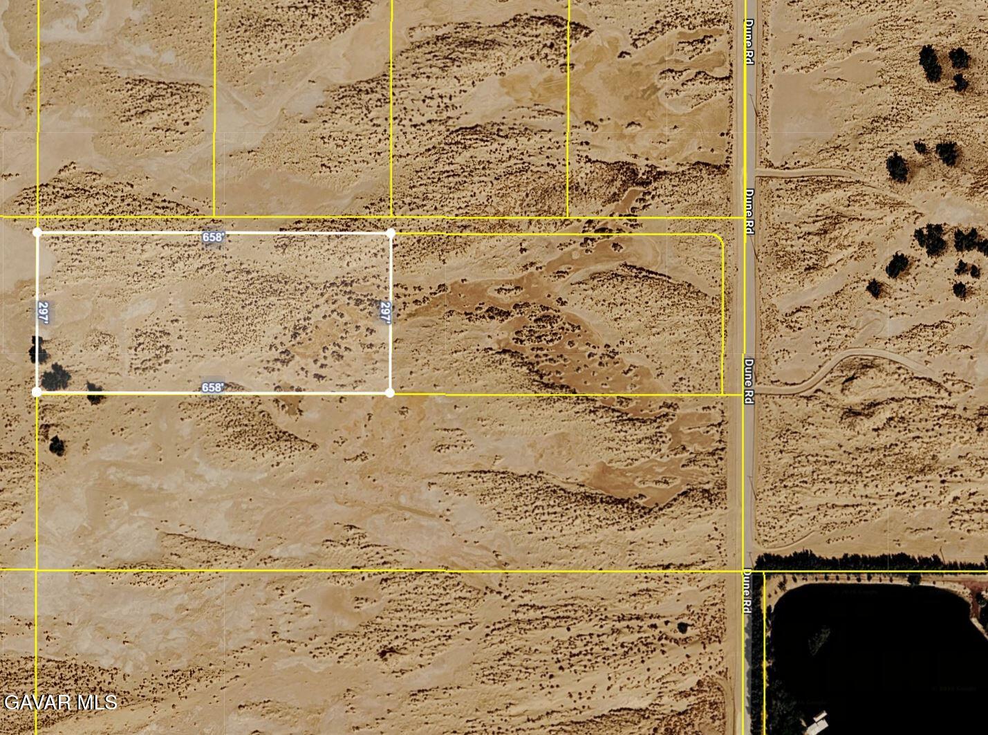 Dune Road Property Photo 1