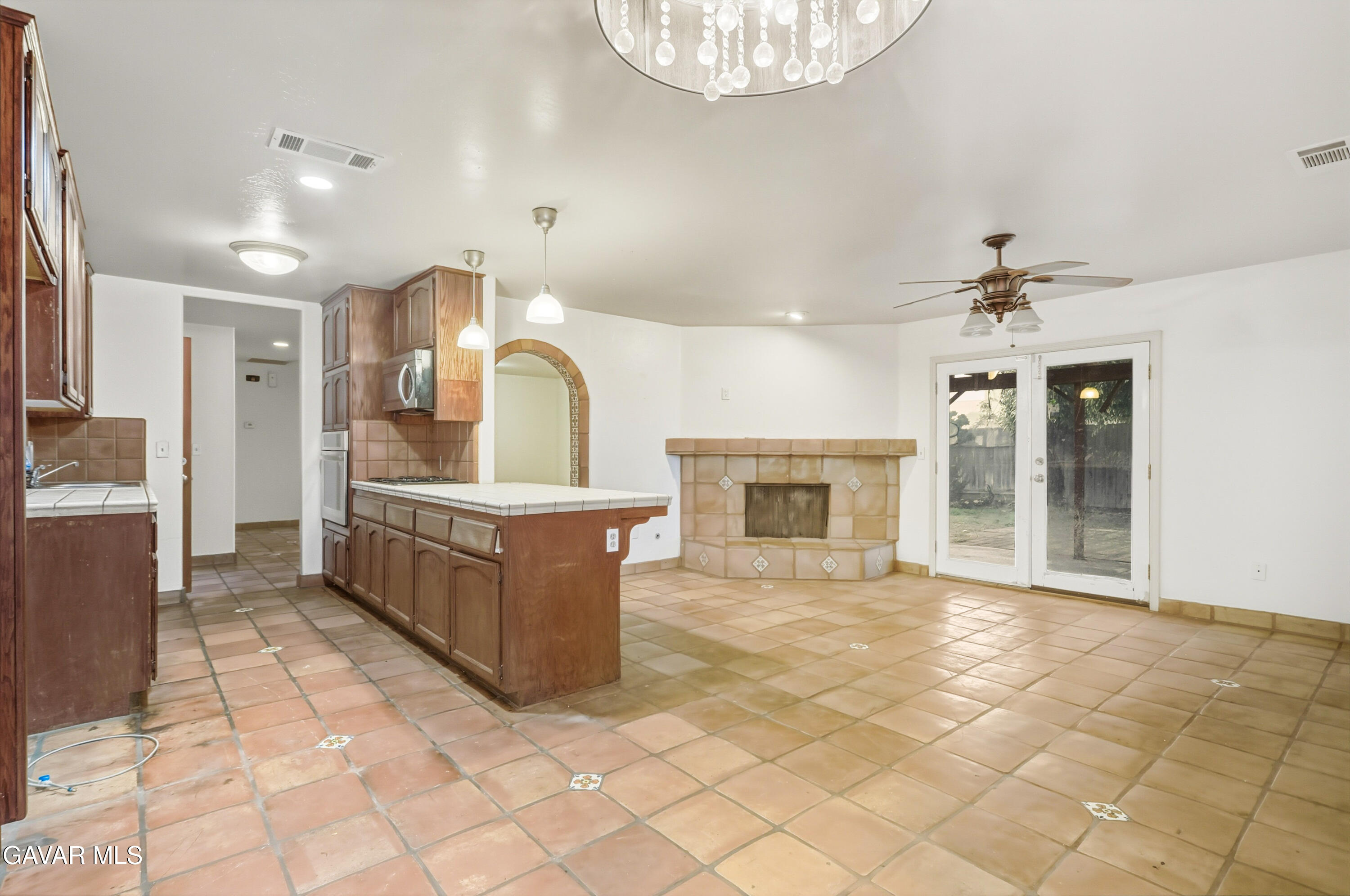 4507 Posada Avenue Property Photo 4