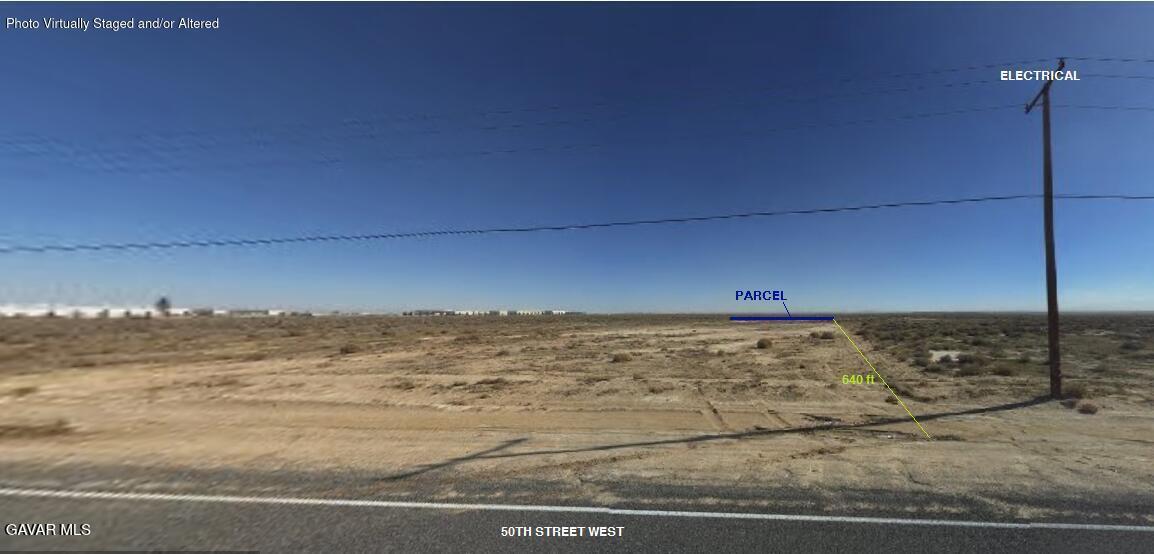 48 Street West & Avenue G5 Property Photo 2