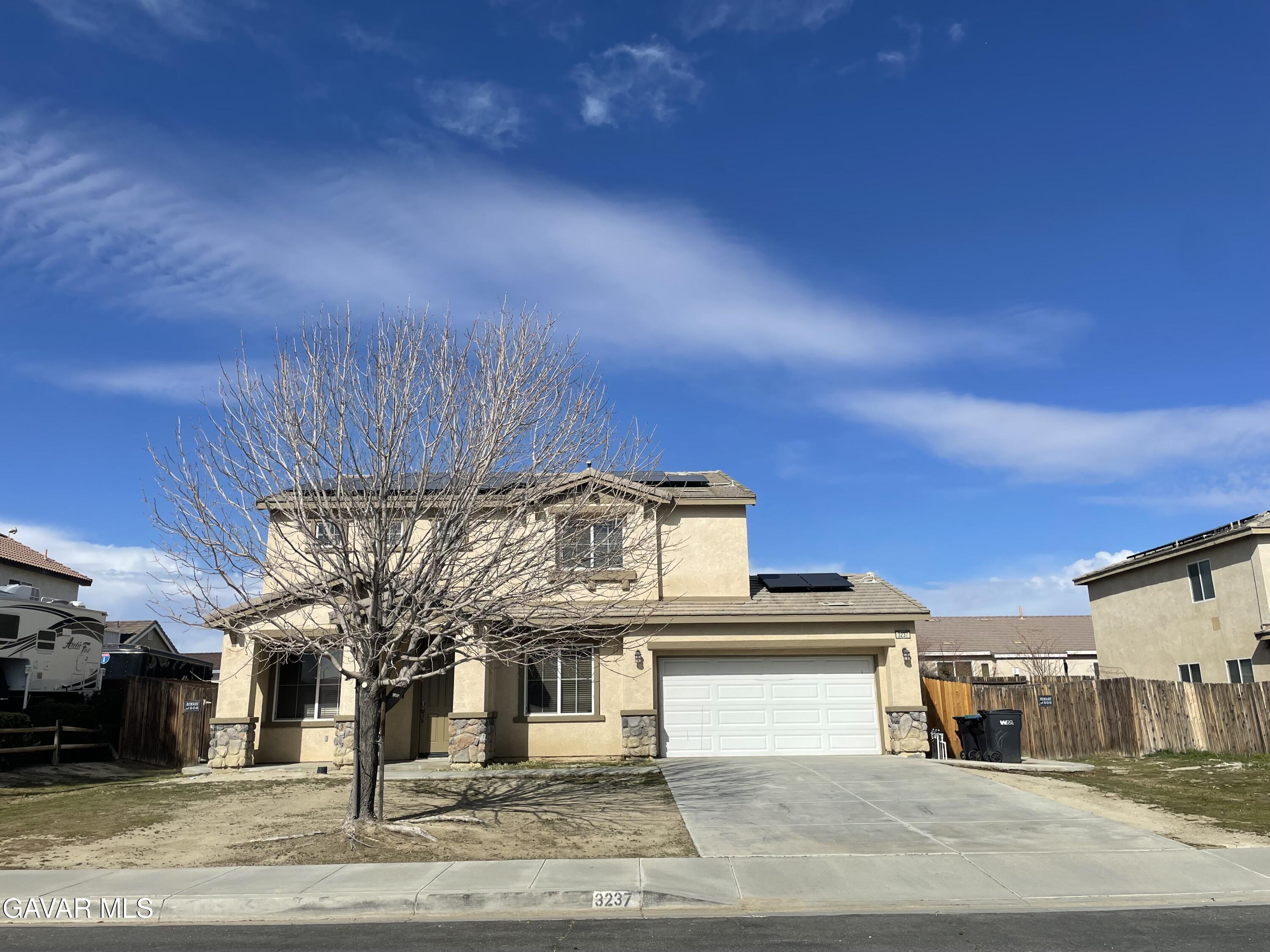 3237 Summer Breeze Avenue Property Photo 5