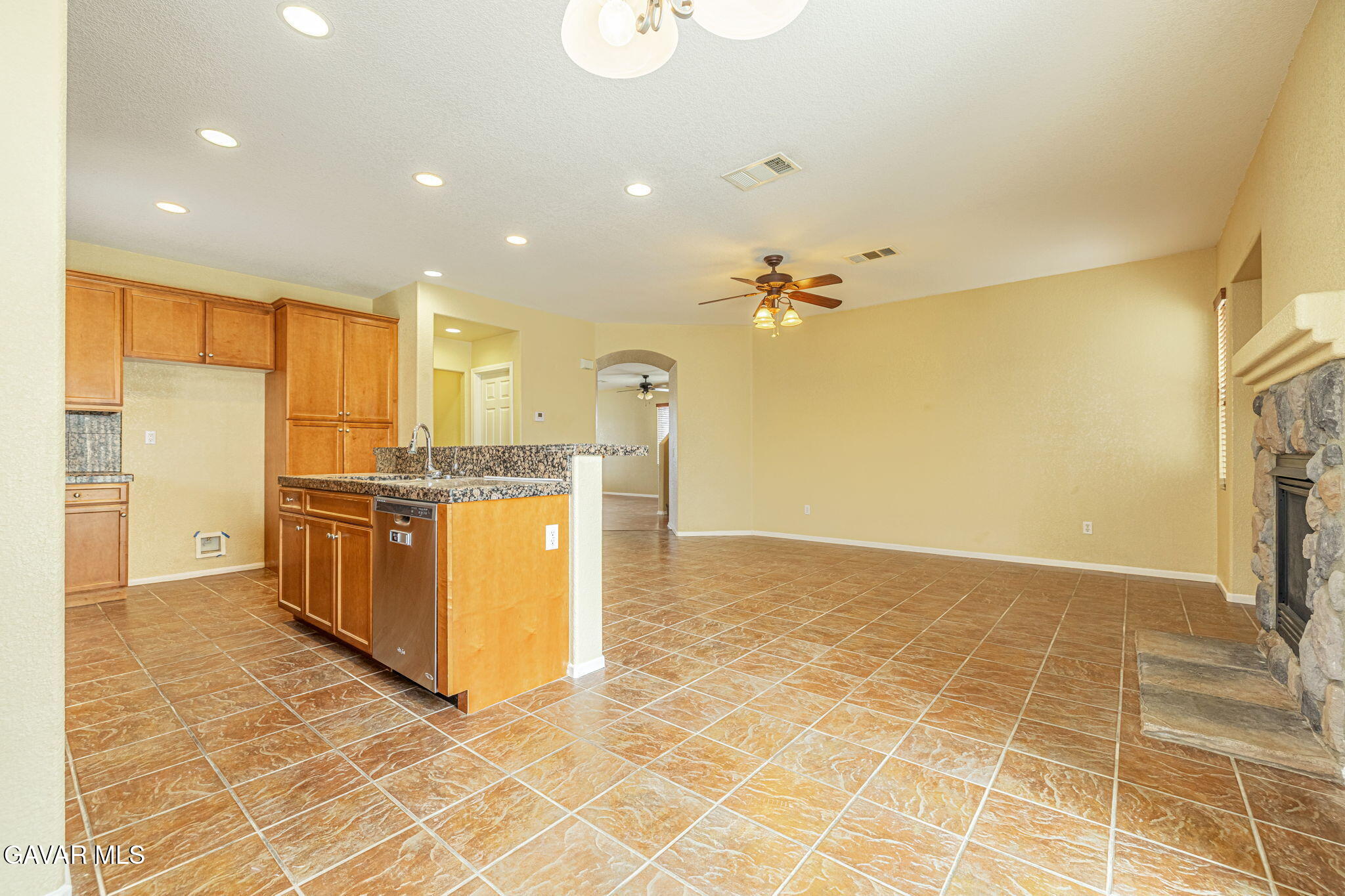 3237 Summer Breeze Avenue Property Photo 21
