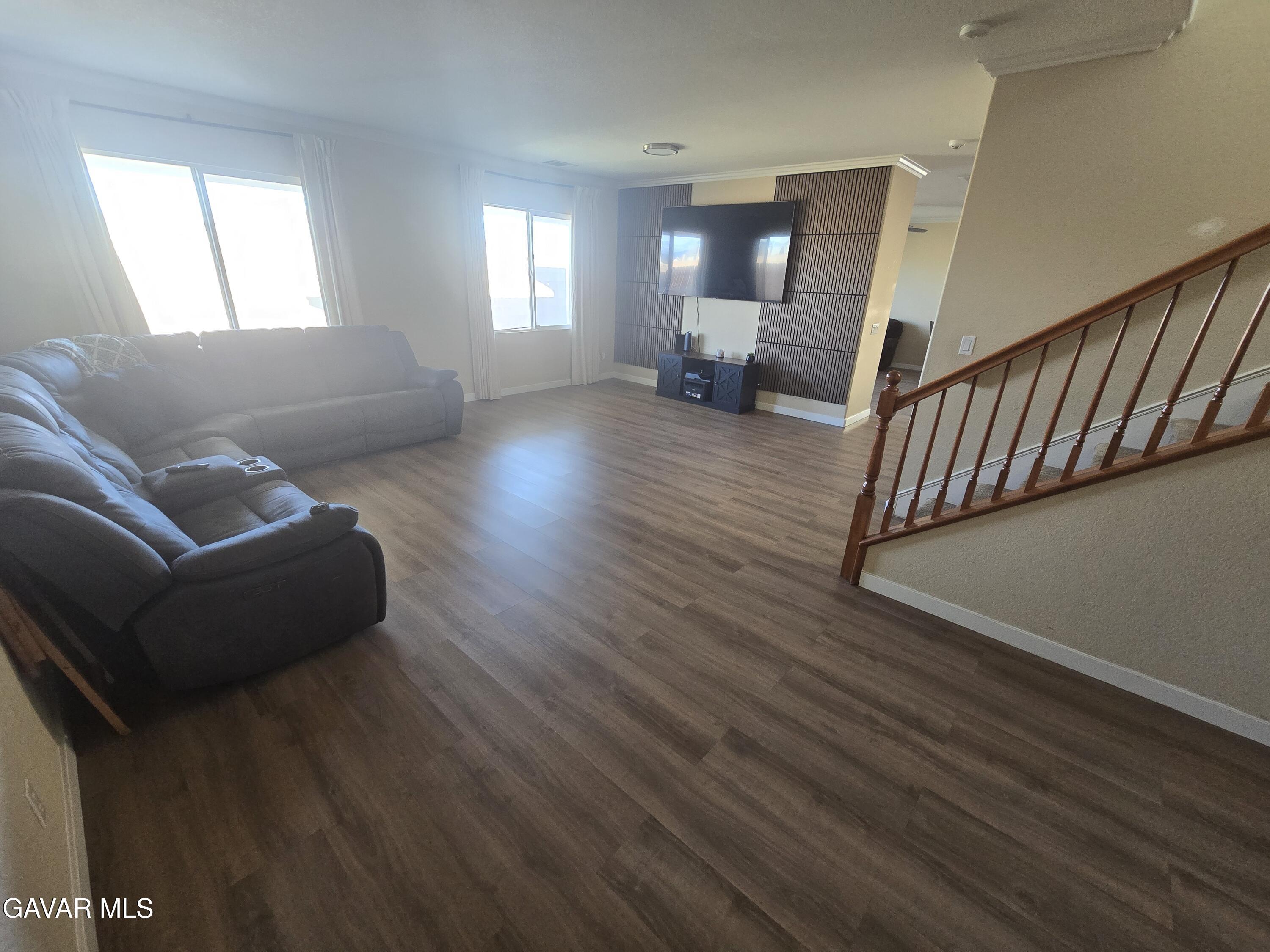 3321 Rosegold Avenue Property Photo 7