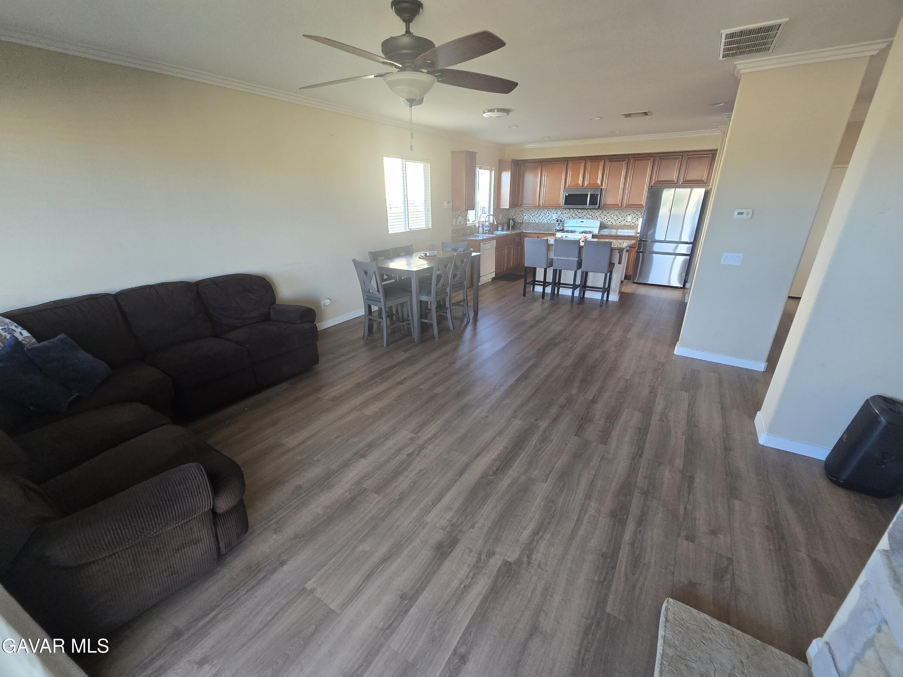 3321 Rosegold Avenue Property Photo 15