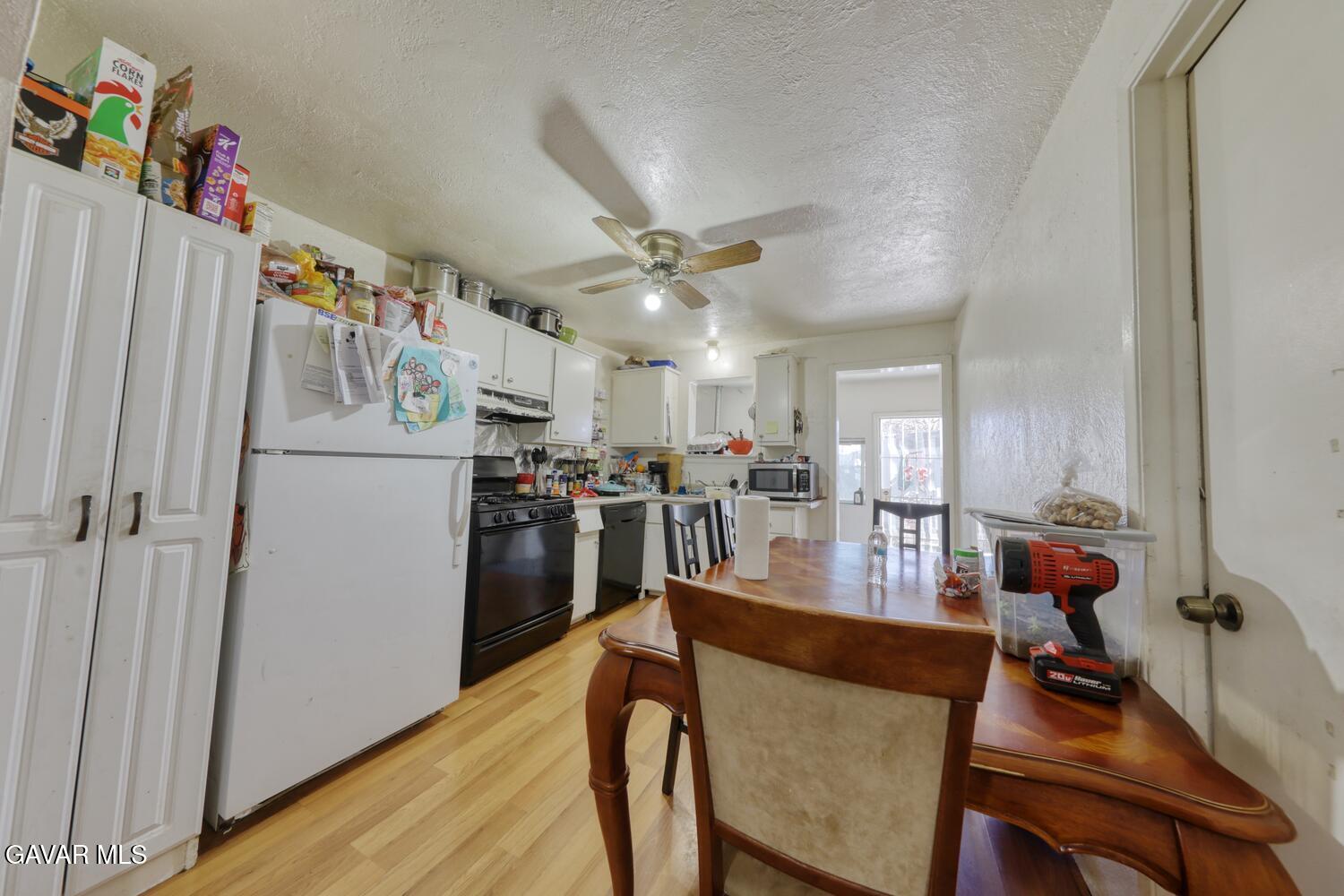 100 N Dennison Road Property Photo 20
