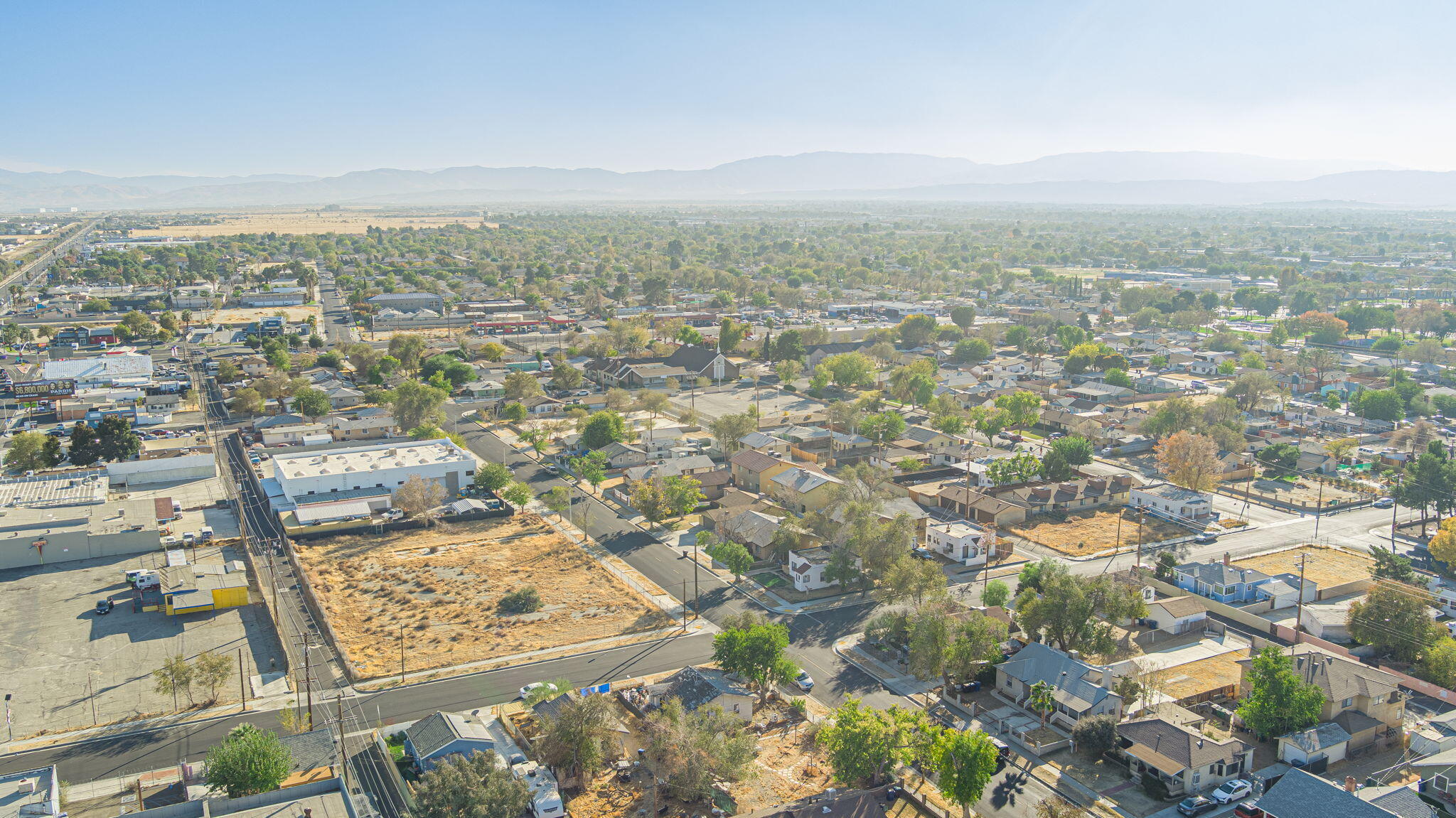 44663 Sierra Highway Property Photo 32