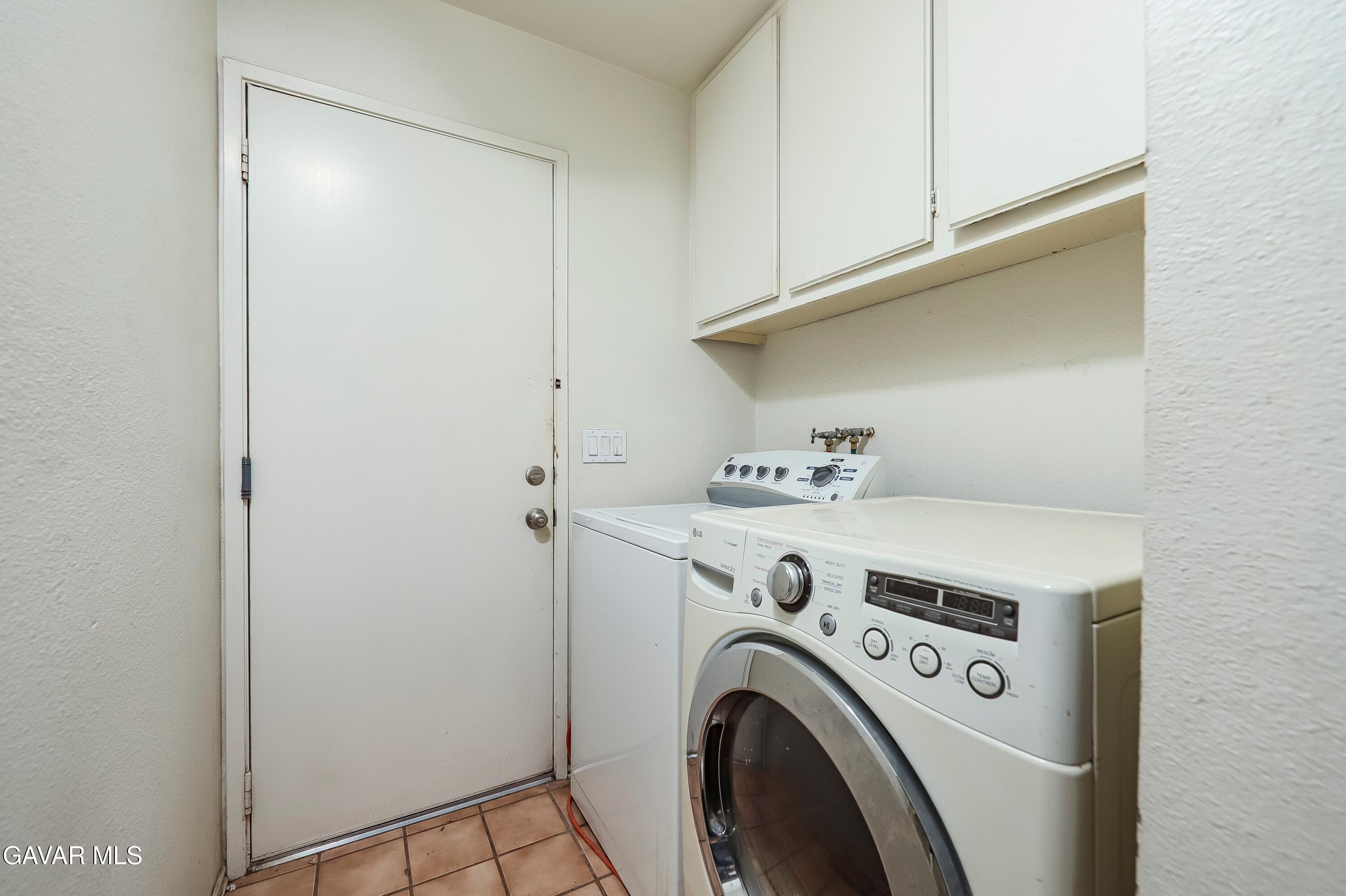 43319 W 27th Street, W Property Photo 13