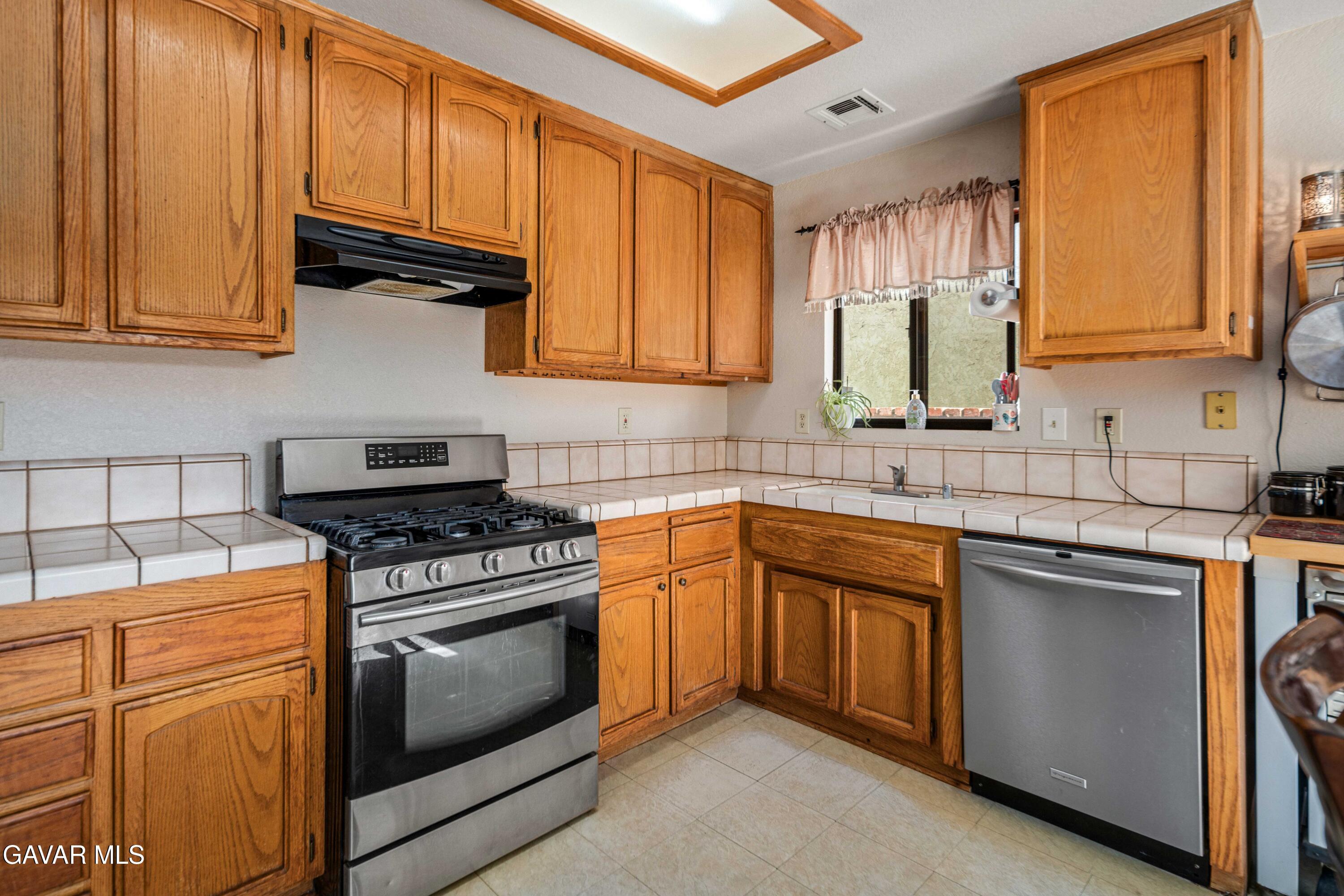 43230 Lookabout Road Property Photo 8