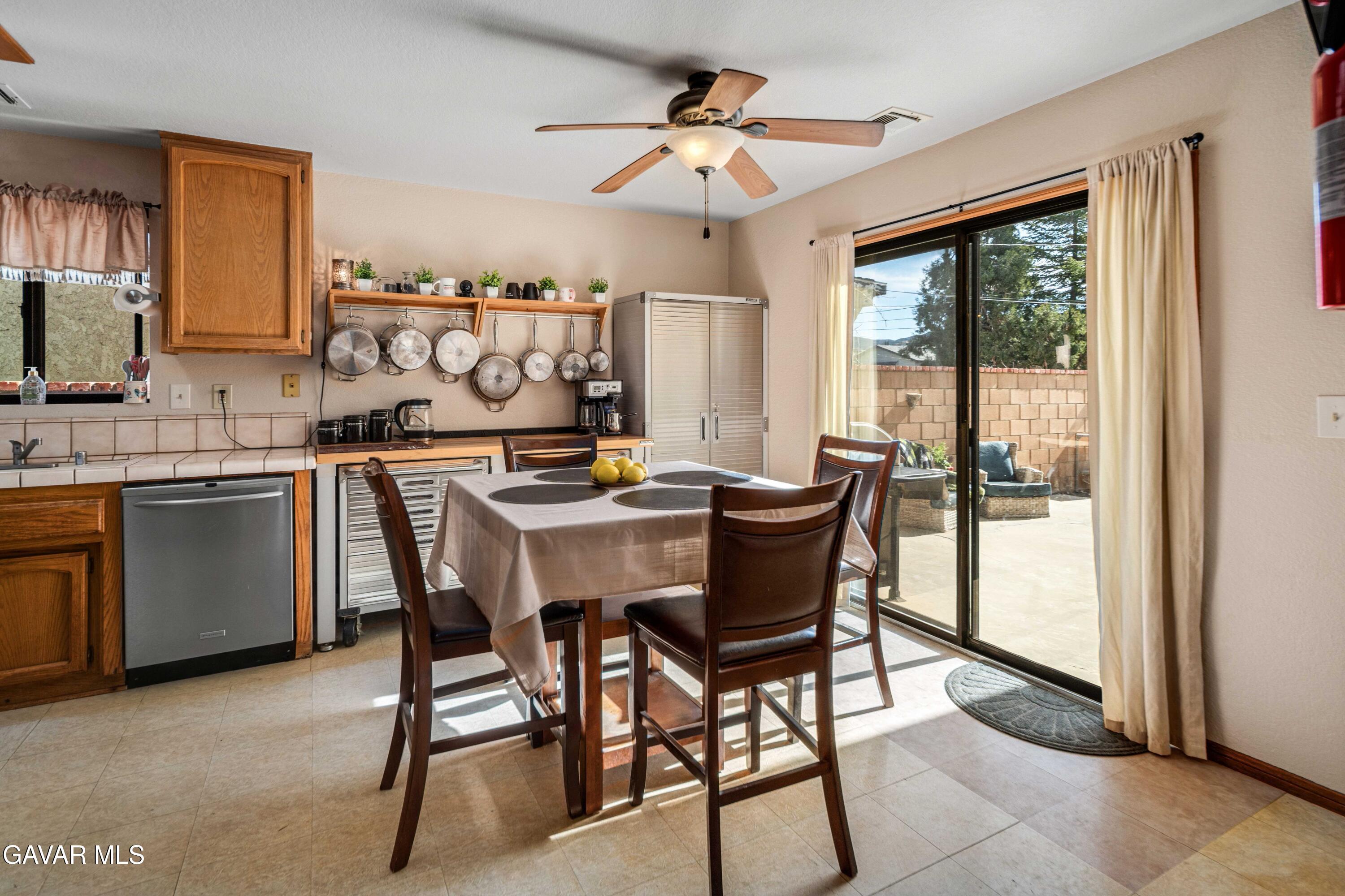 43230 Lookabout Road Property Photo 11