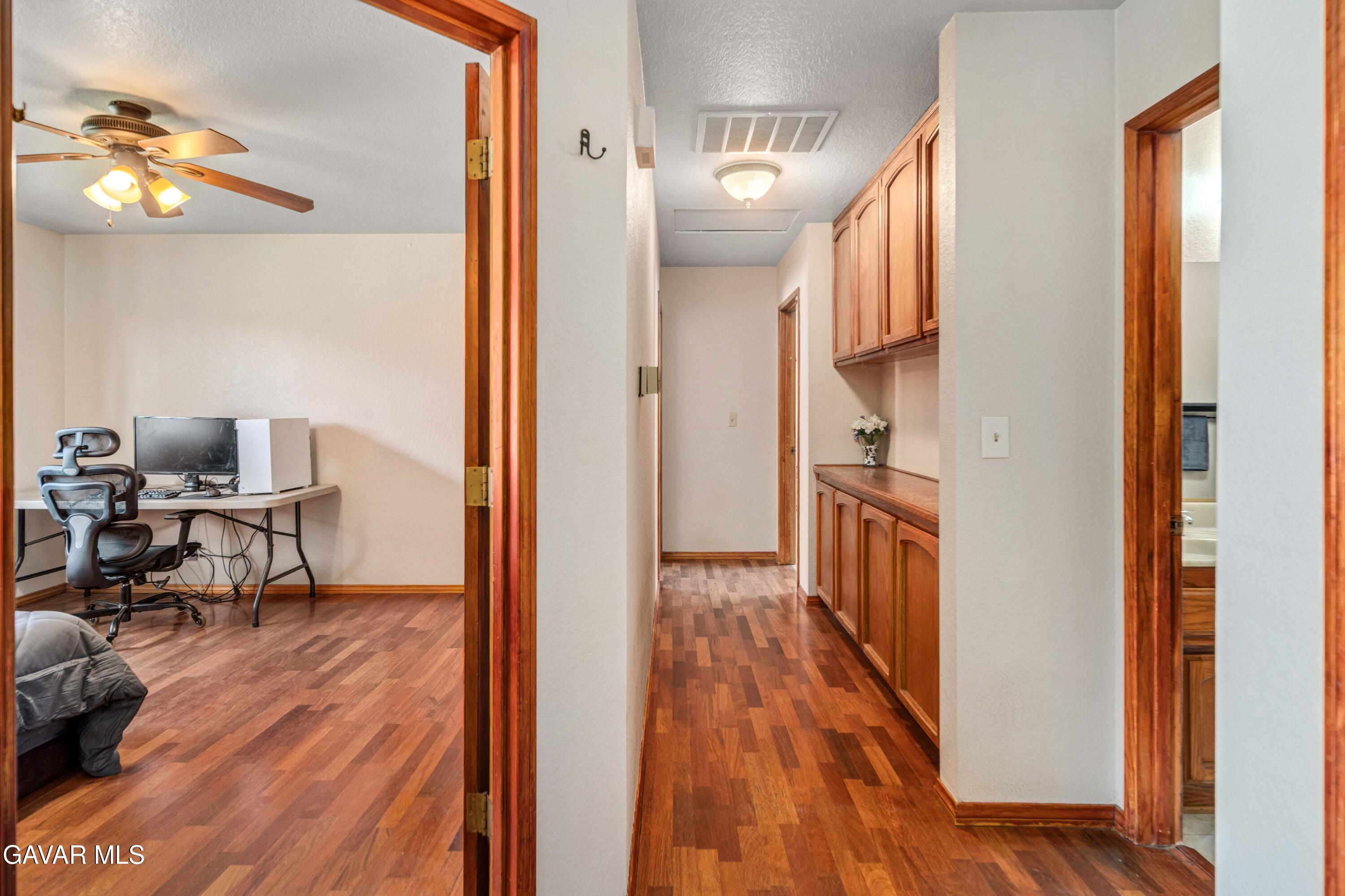 43230 Lookabout Road Property Photo 13