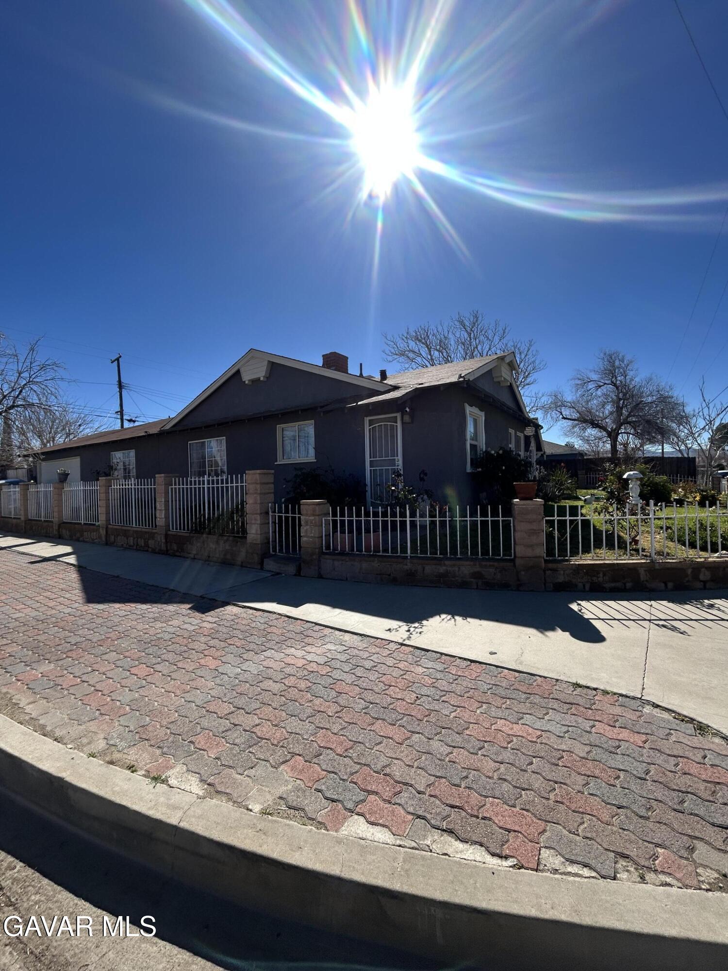 38562 35th Street Property Photo 1