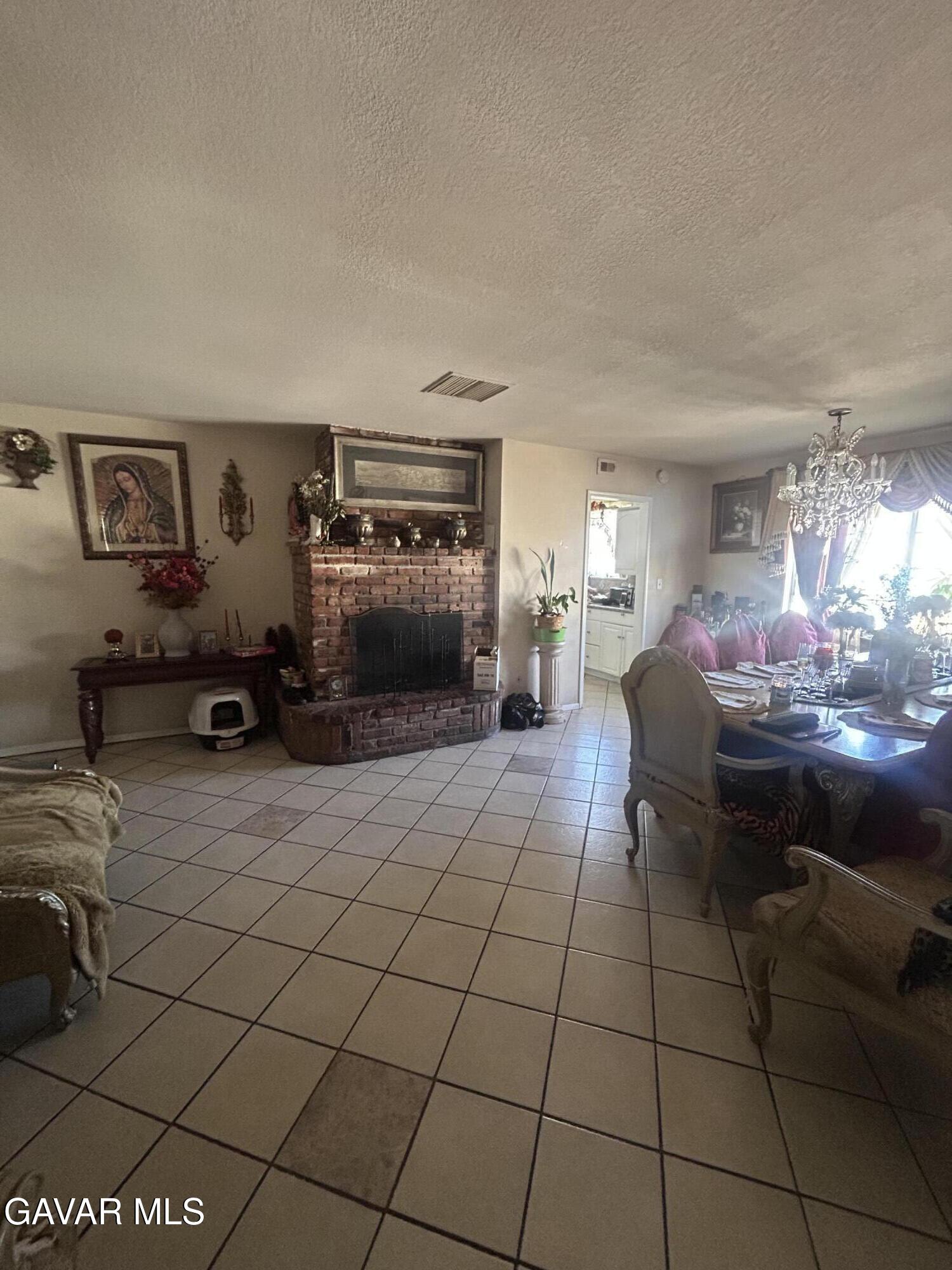 38562 35th Street Property Photo 2