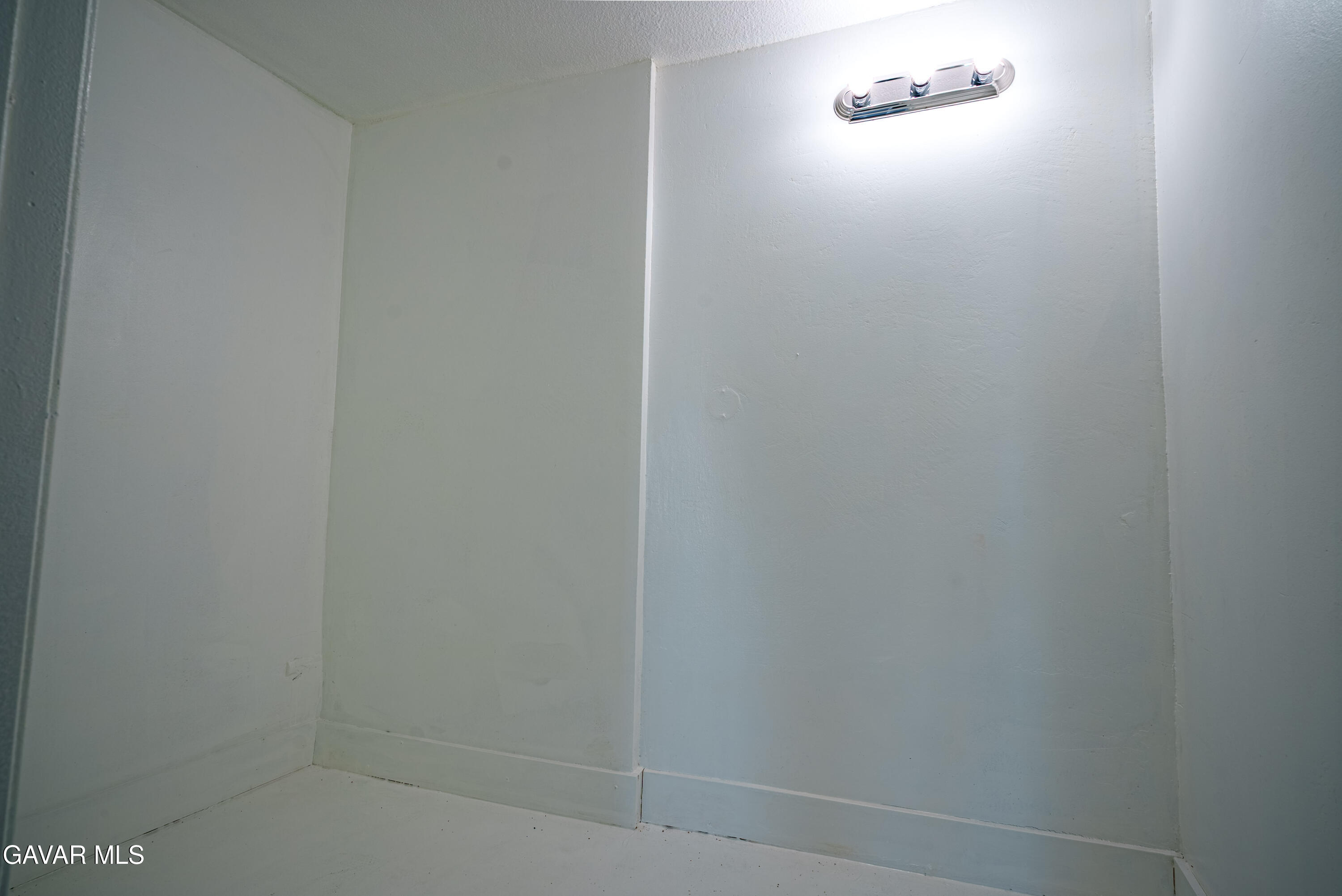 38128 6th Street Property Photo 4