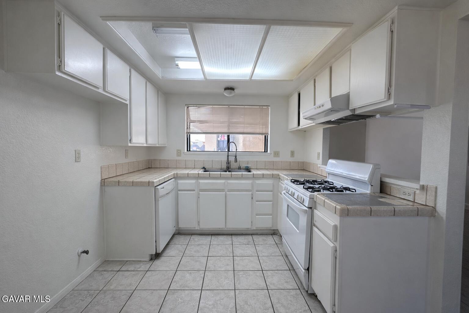 37711 San Ysidro Way Property Photo 6
