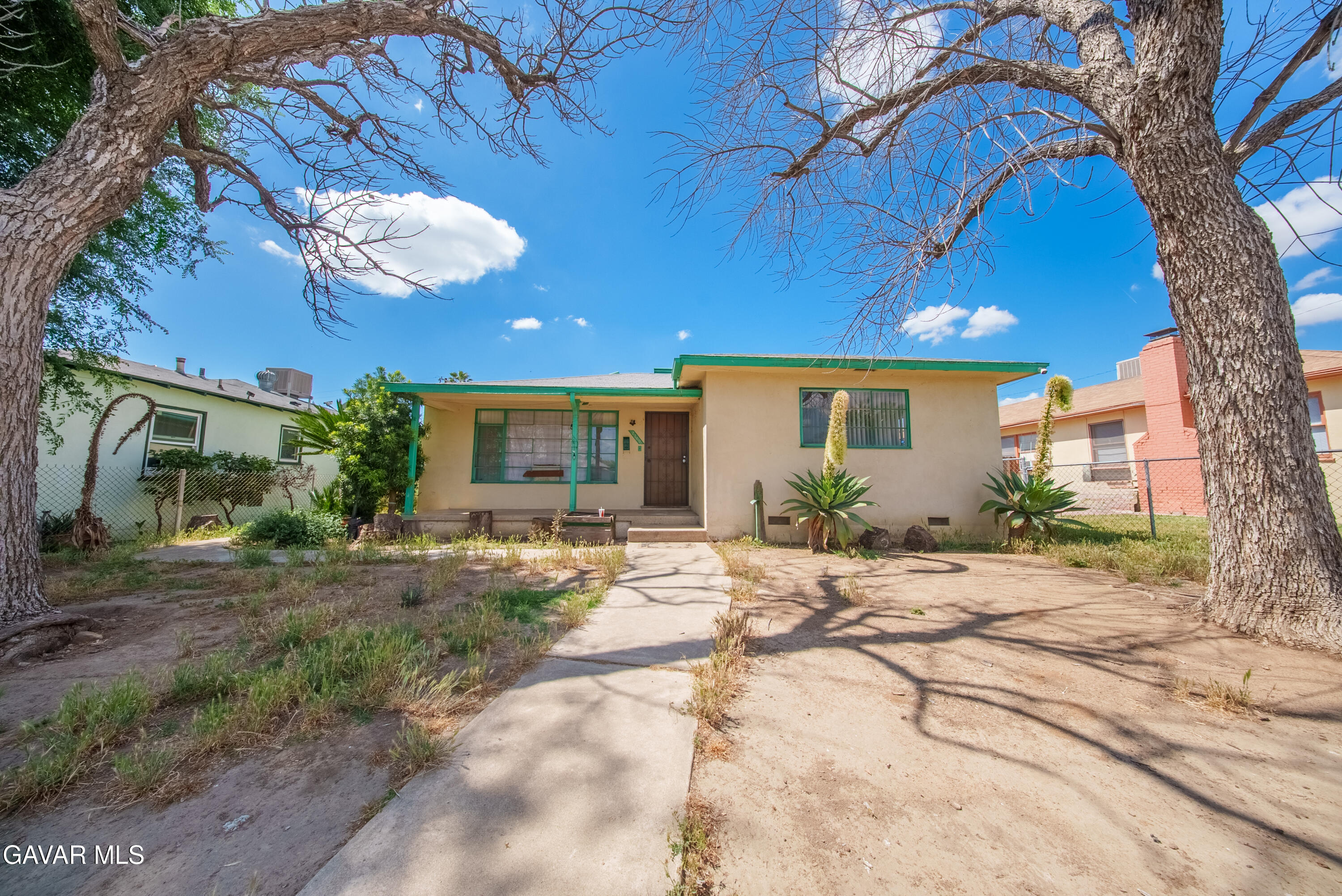 2709 Peerless Avenue Property Photo 16