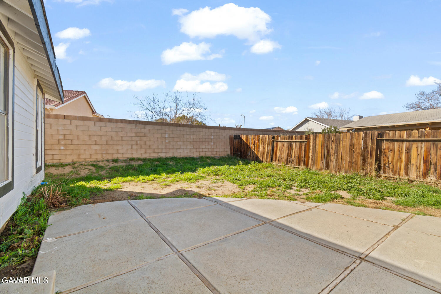 44053 Canyon Way Property Photo 17